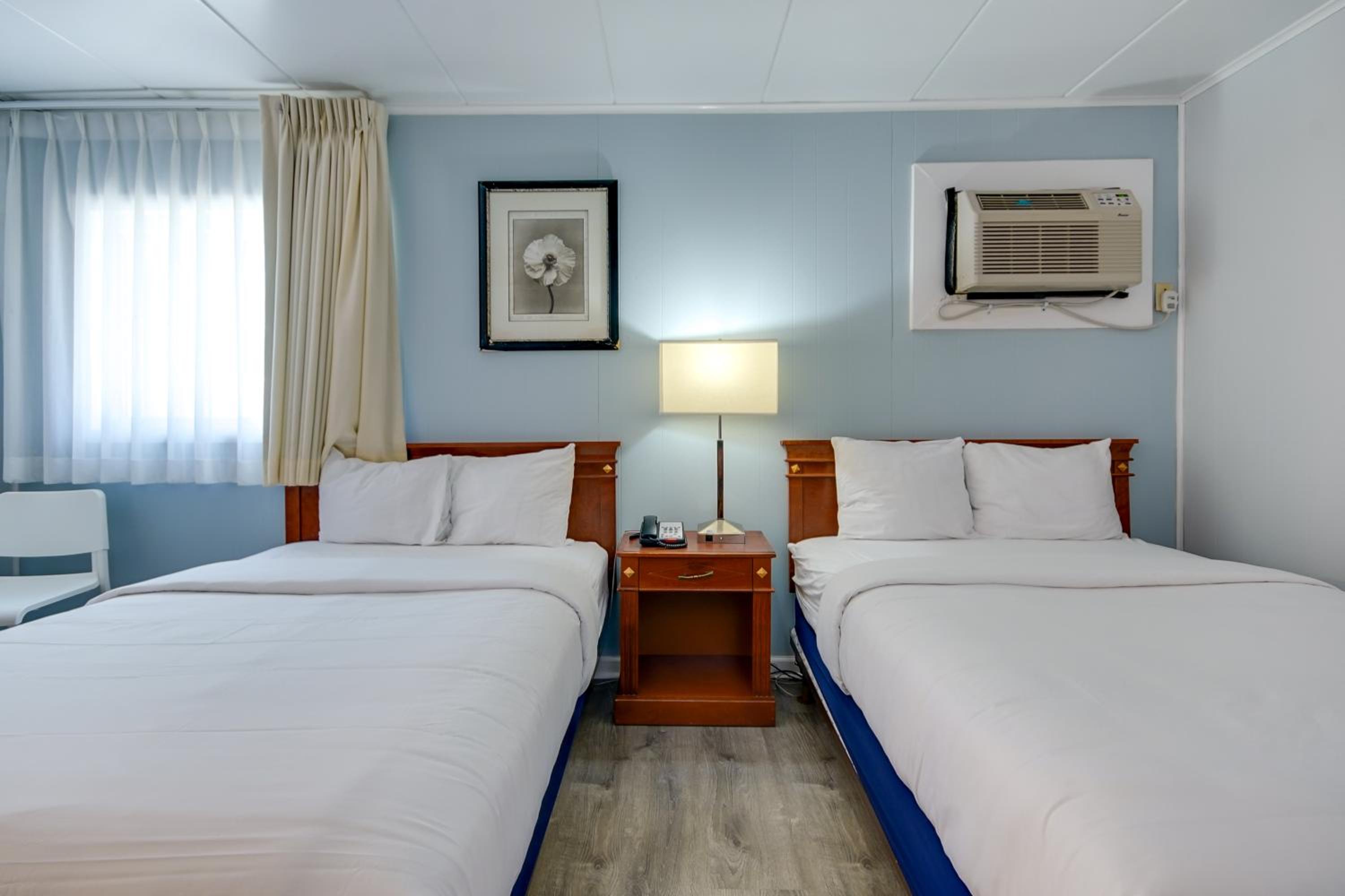 Double Room with Two Double Bed photo 1