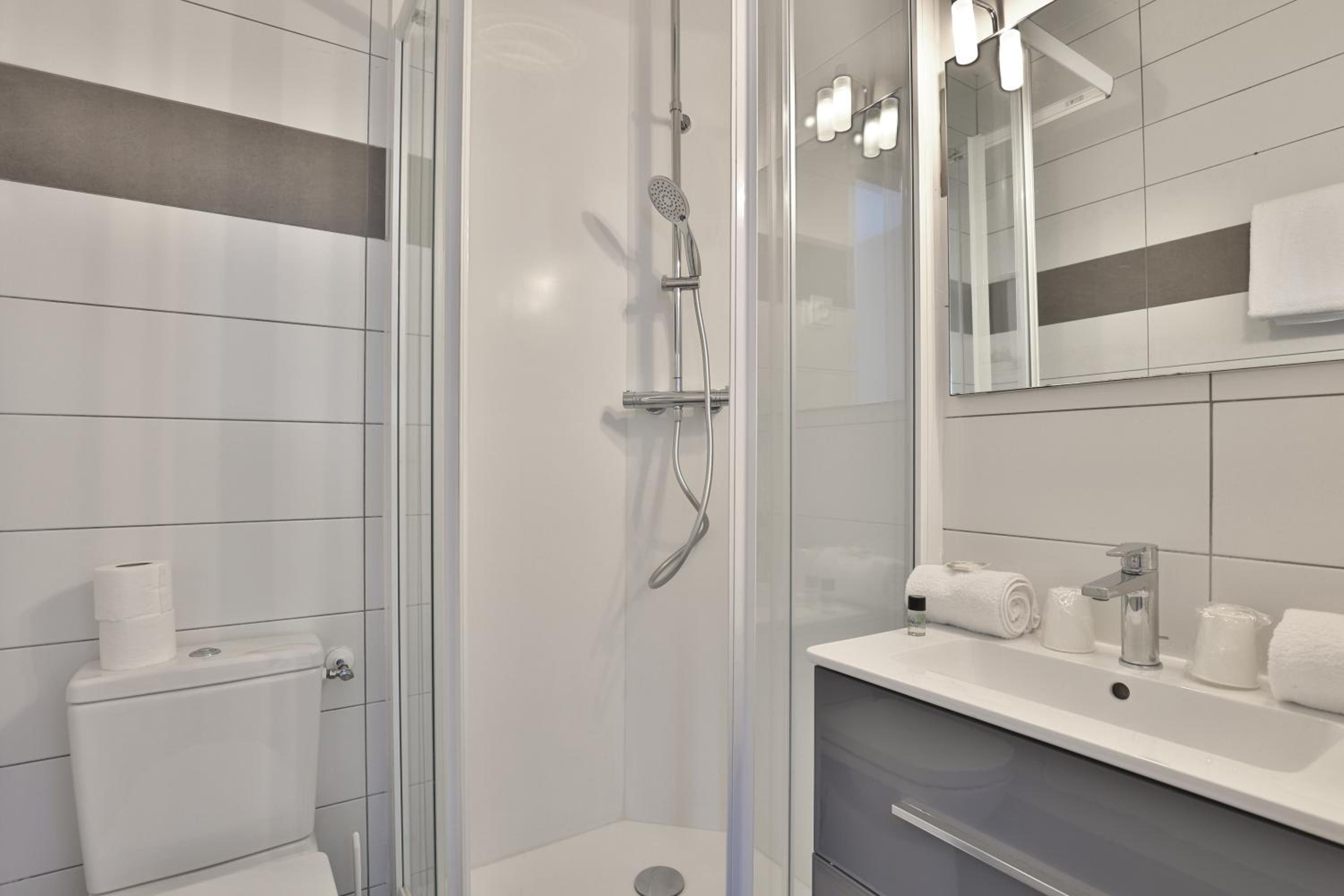Standard Triple Room photo 3