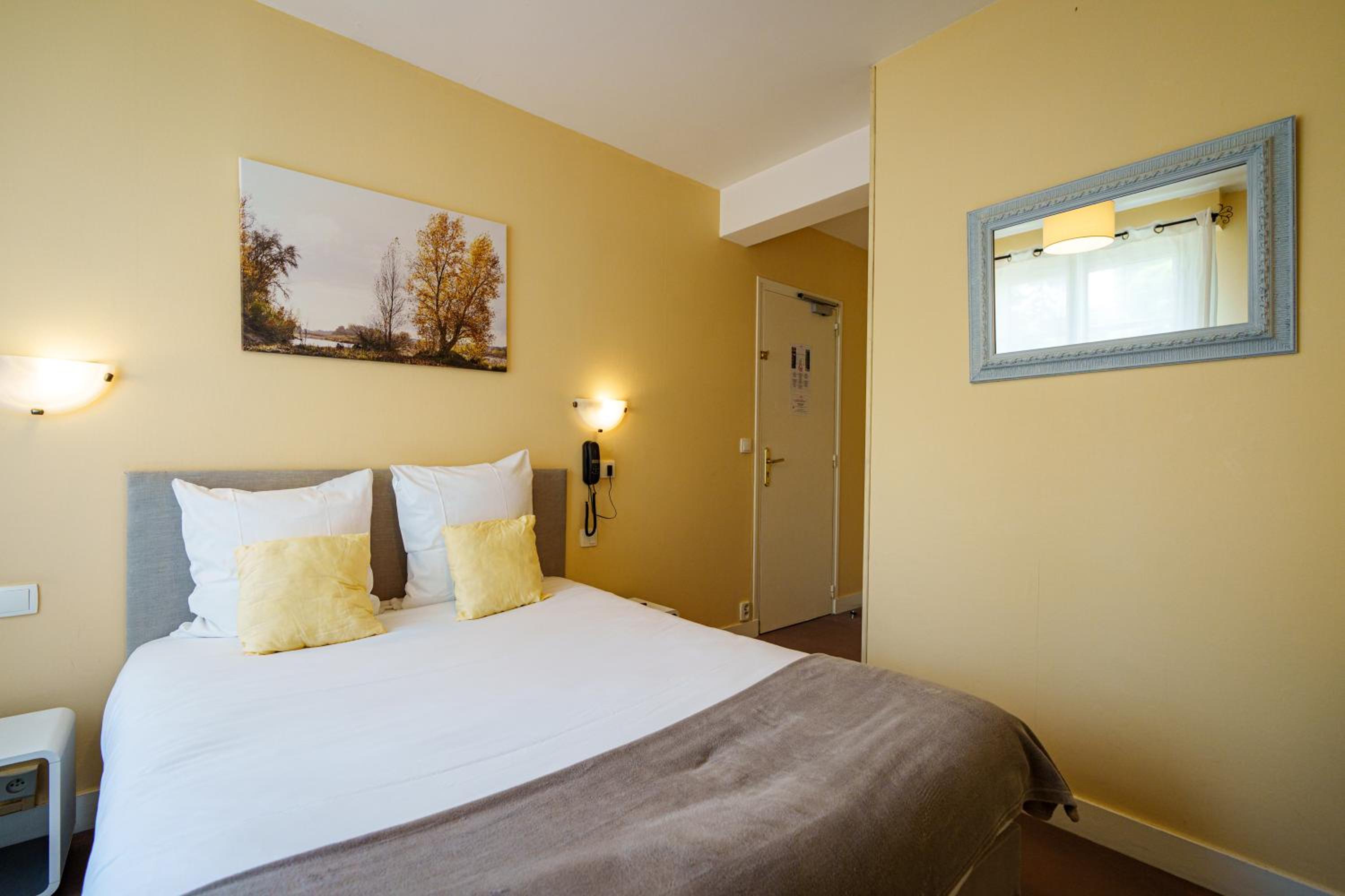Single Room photo 2