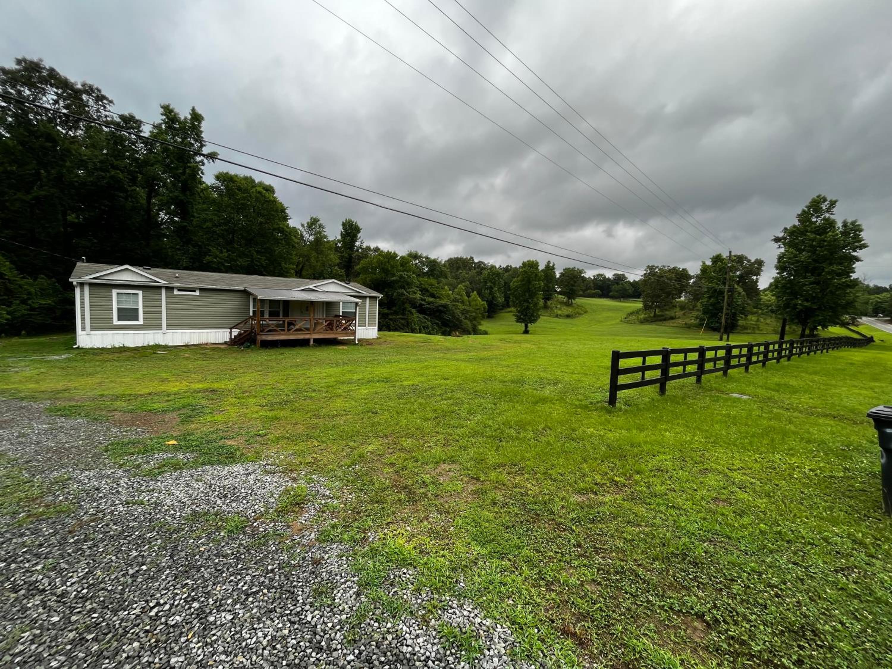 Mobile Home photo 2