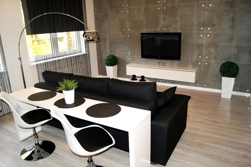 Studio with Sofa Bed - Photo 5