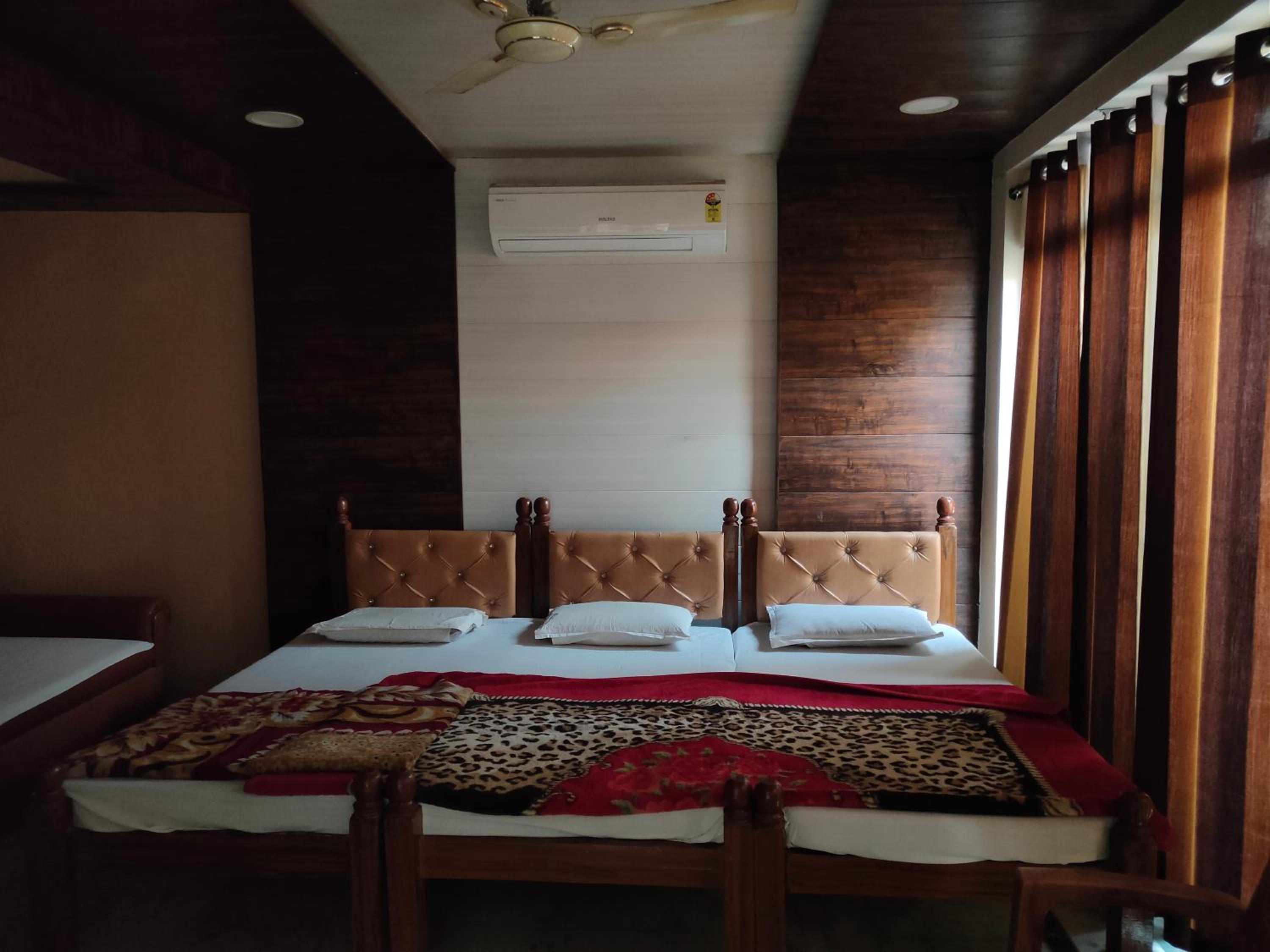 Superior Quadruple Room