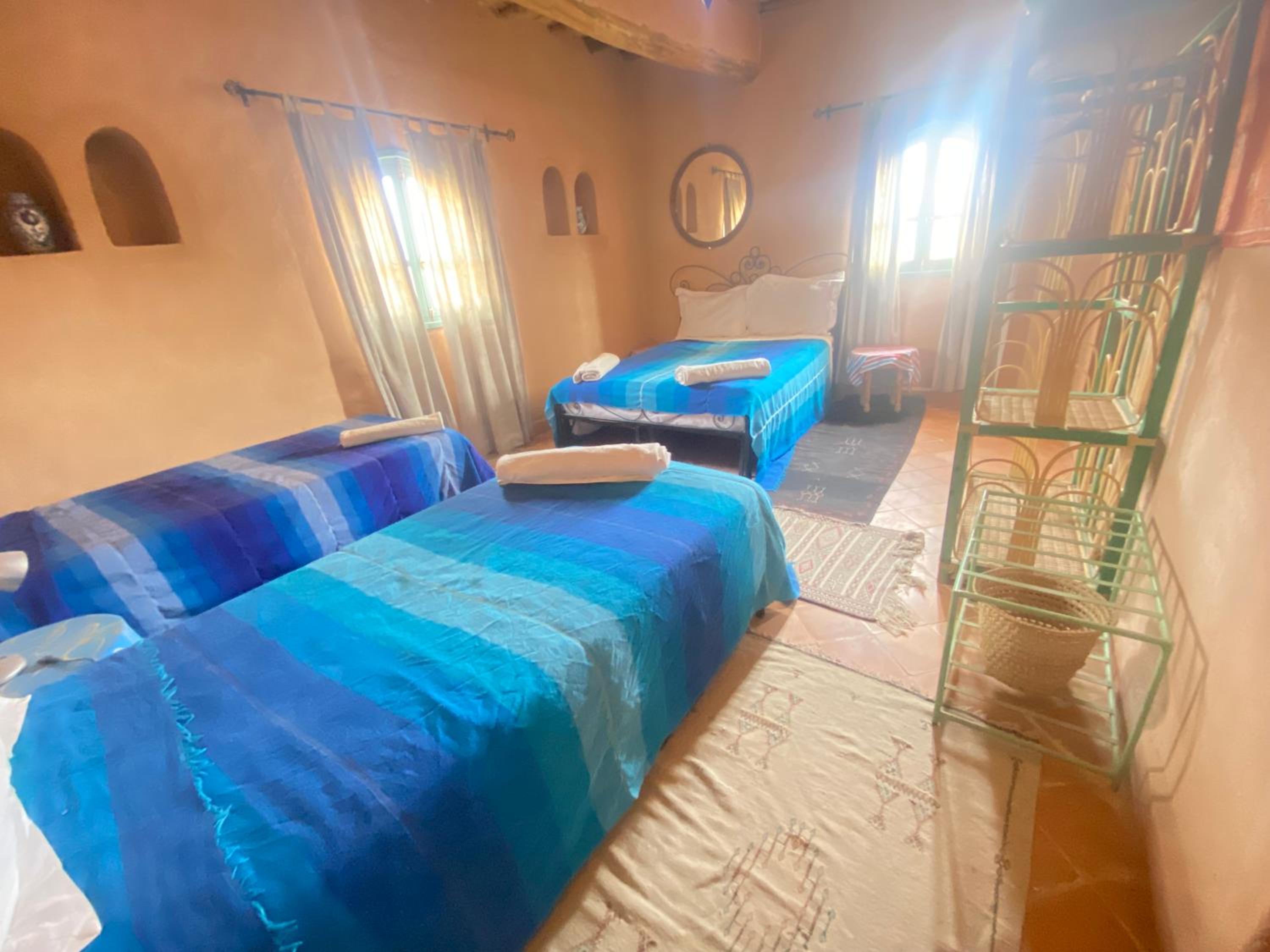 Triple Room with Garden View - Photo 2