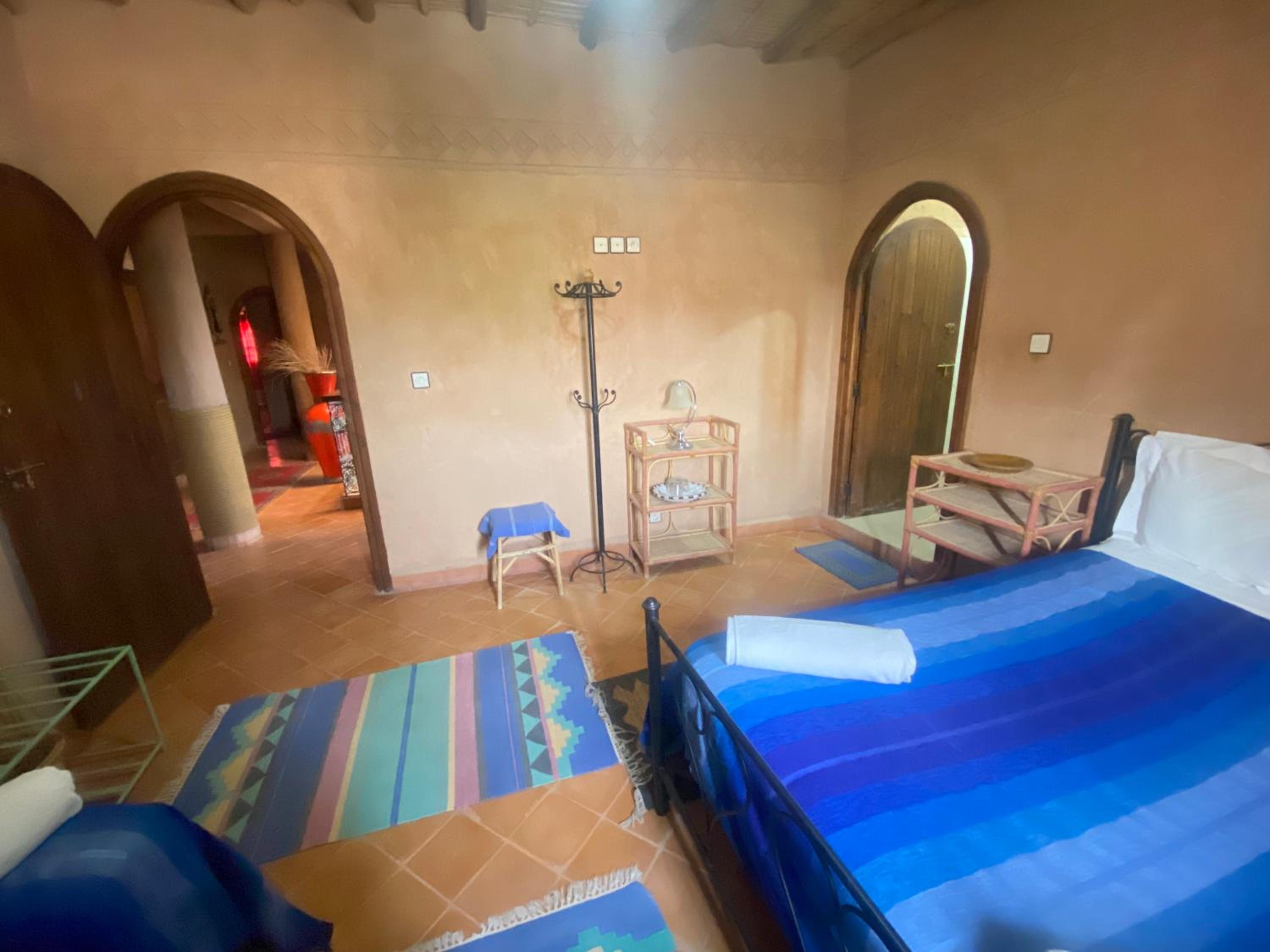 Double Room with Garden View - Photo 3
