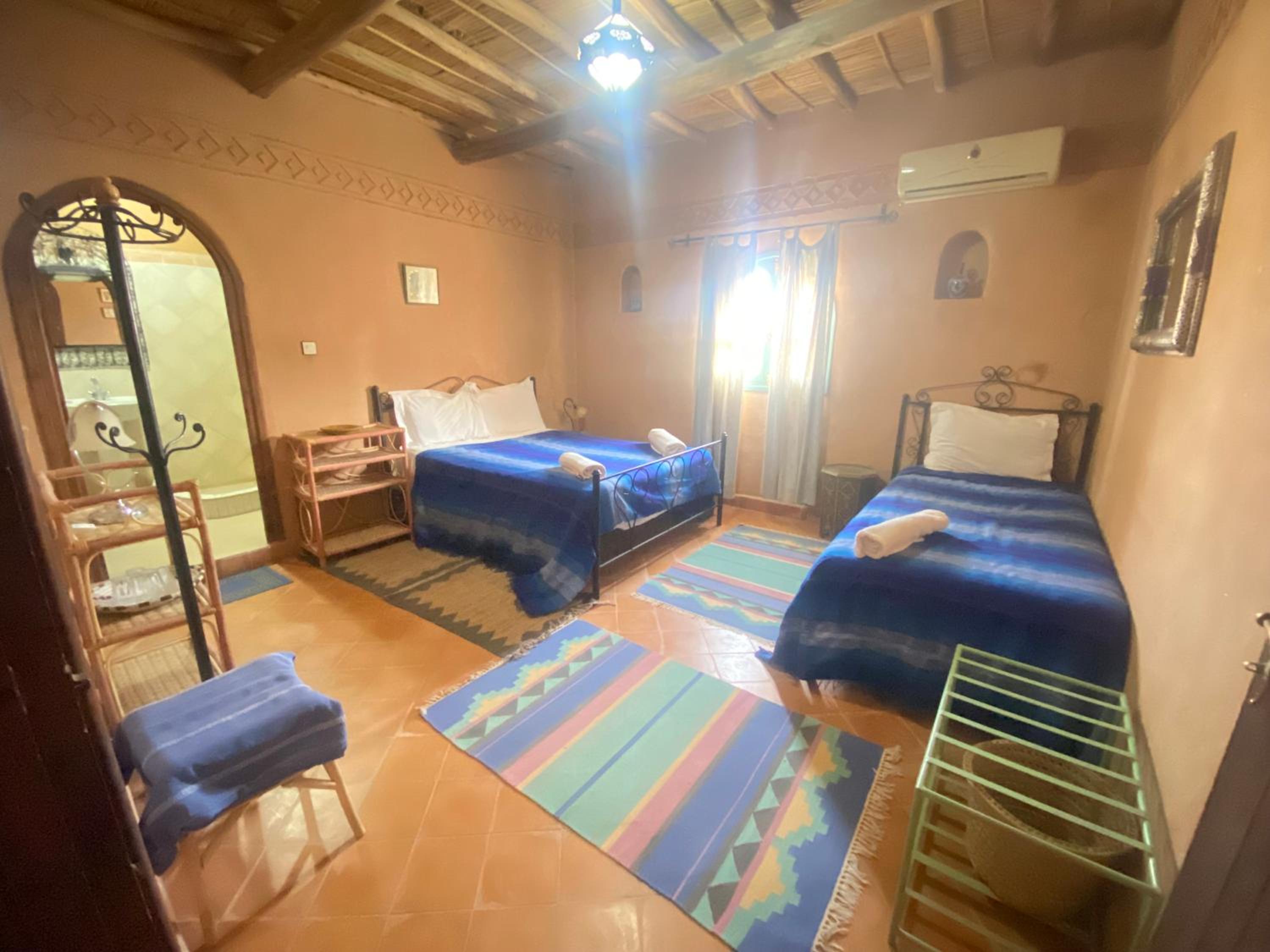 Double Room with Garden View - Photo 5