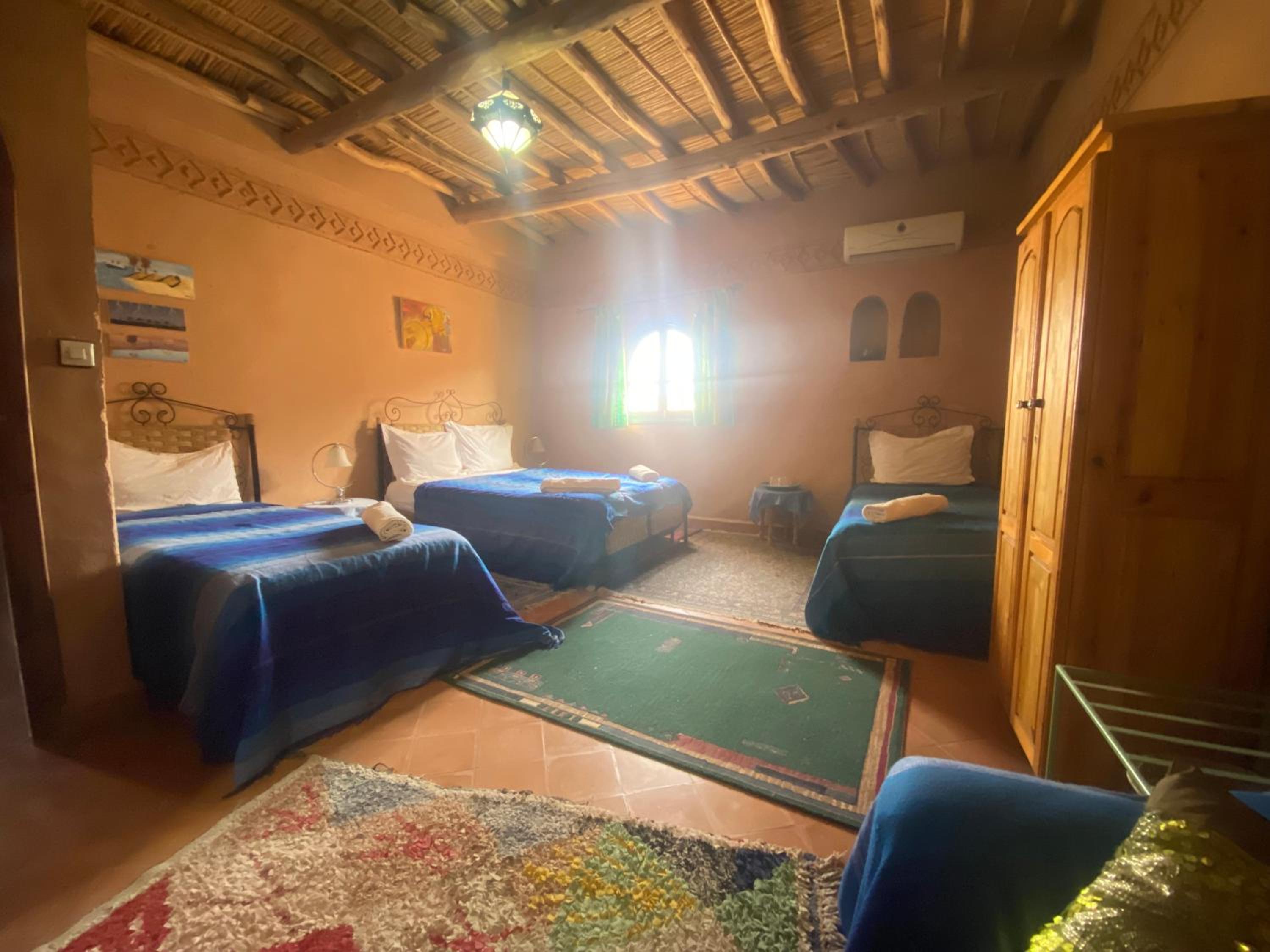Triple Room with Garden View - Photo 10