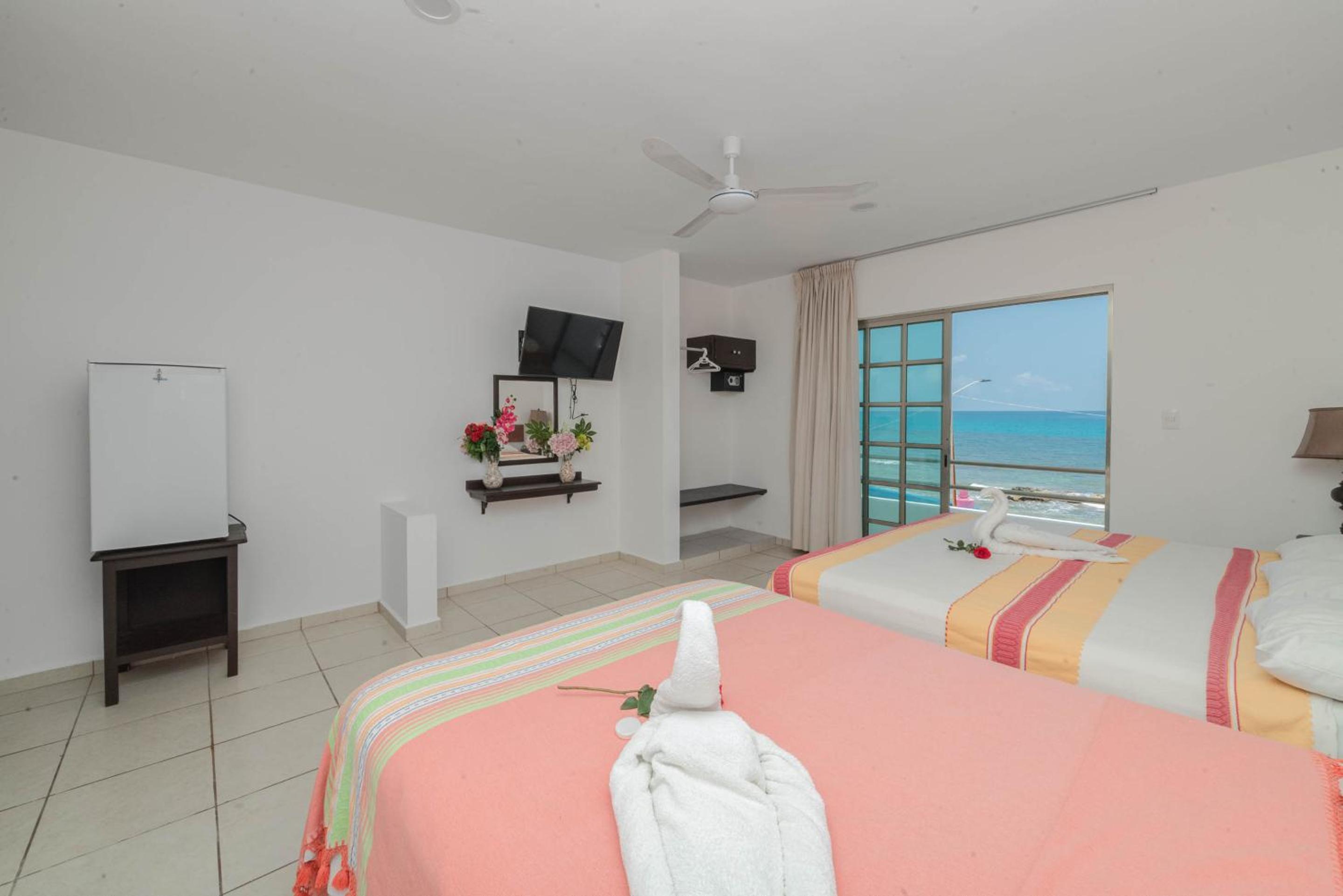 Suite con vista a la piscina