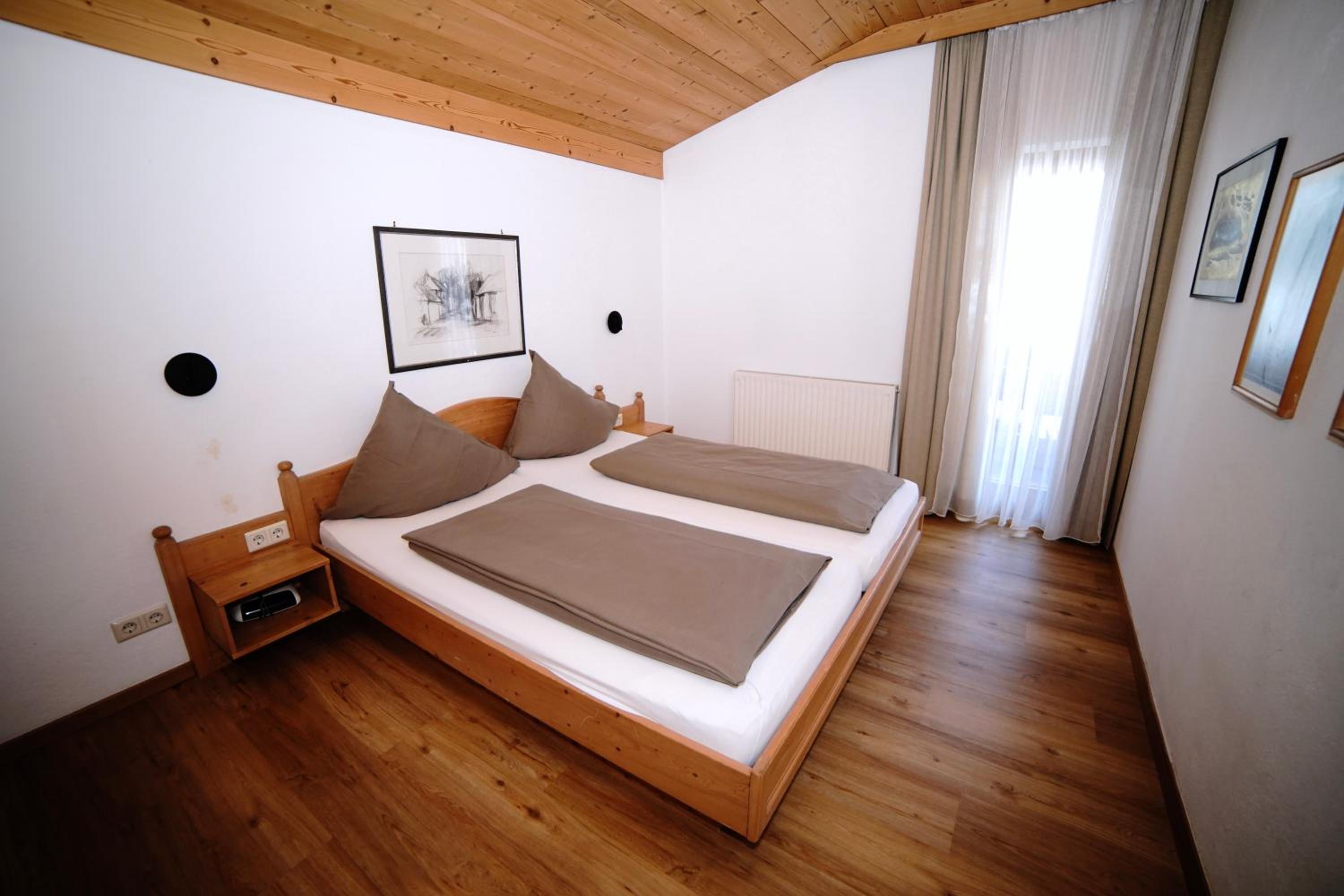 Apartment with Balcony photo 1