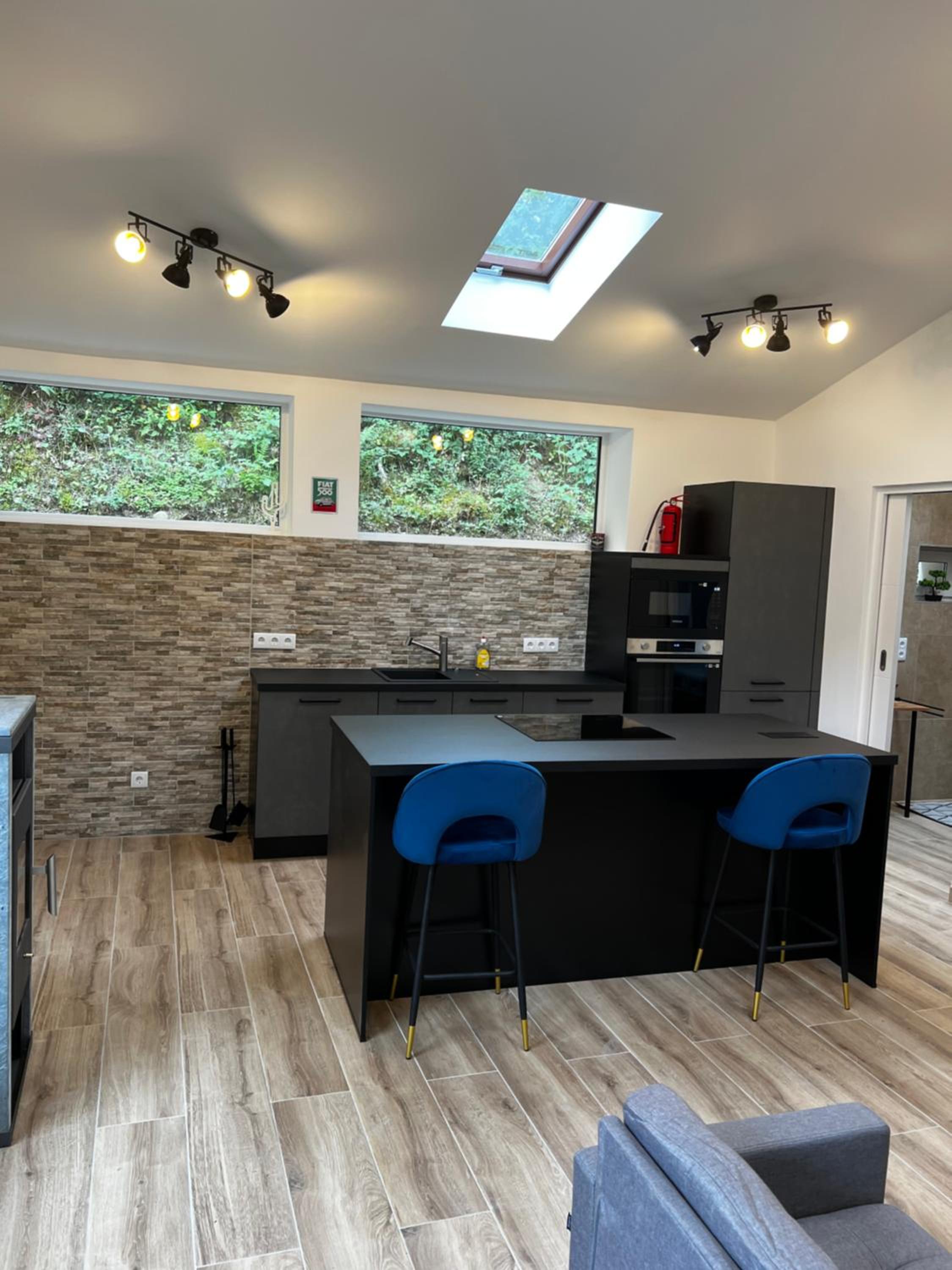 One-Bedroom House photo 1