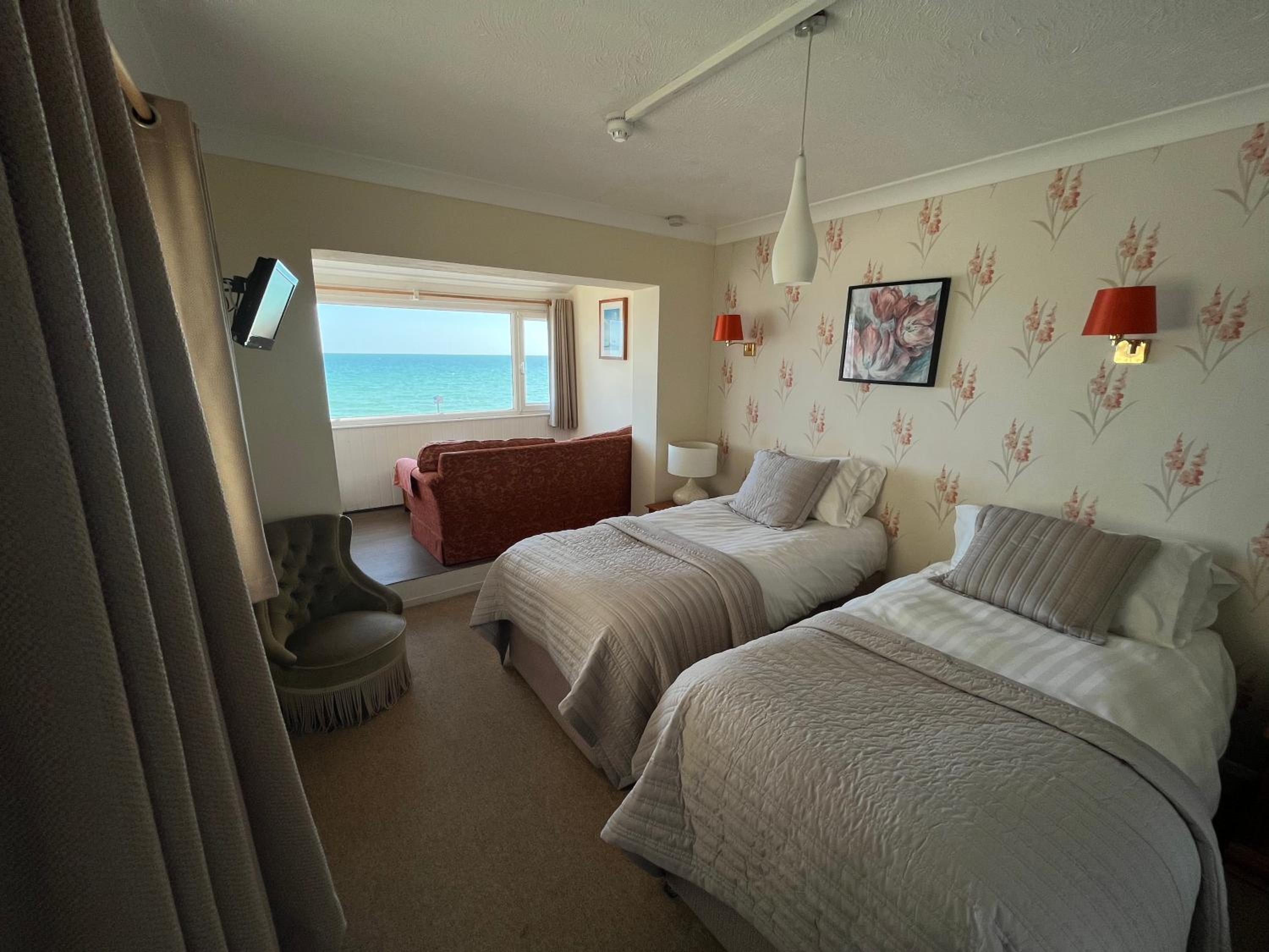 Twin Room with Sea View