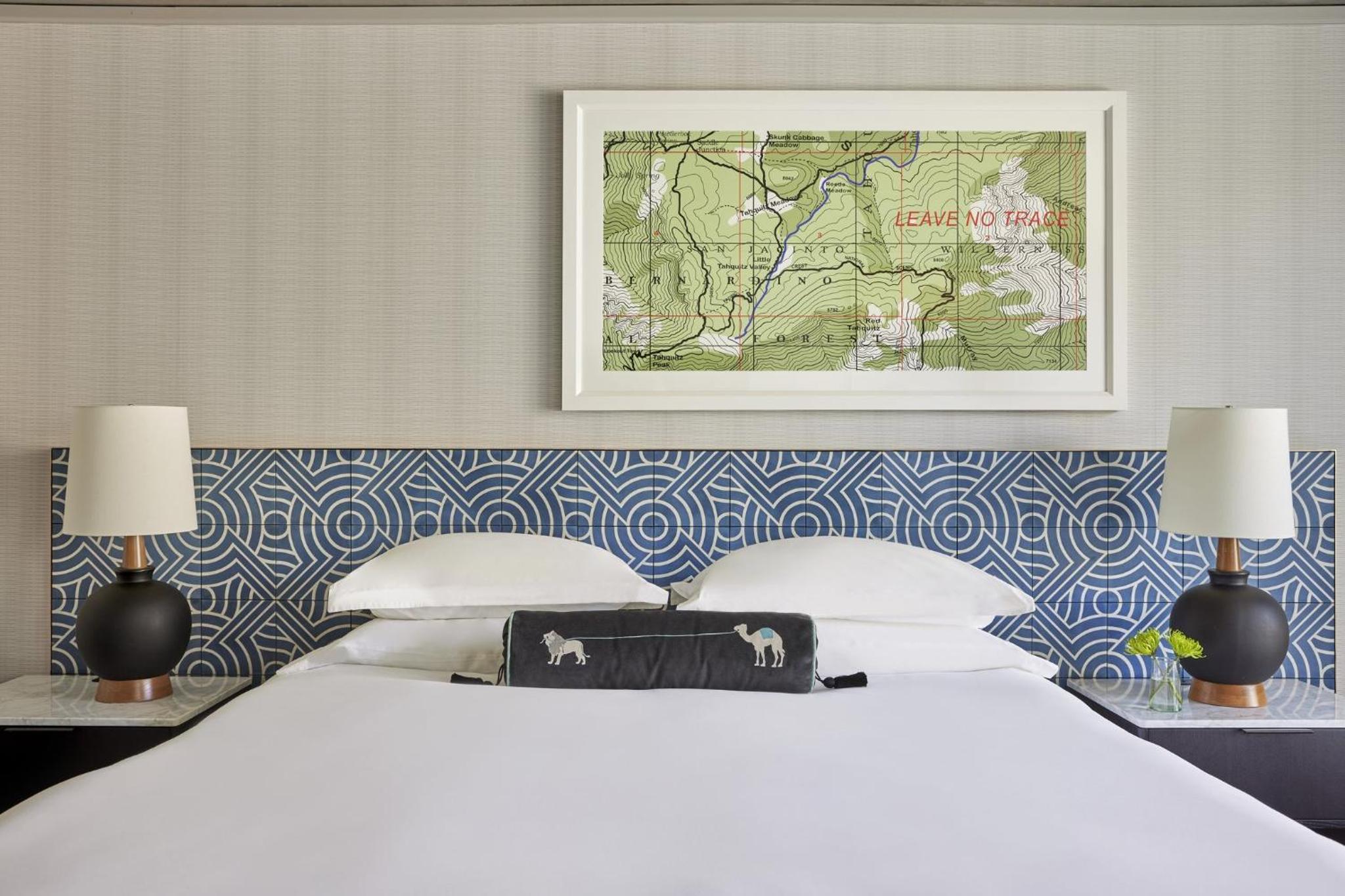 King Room with One King Bed (Non Smoking)