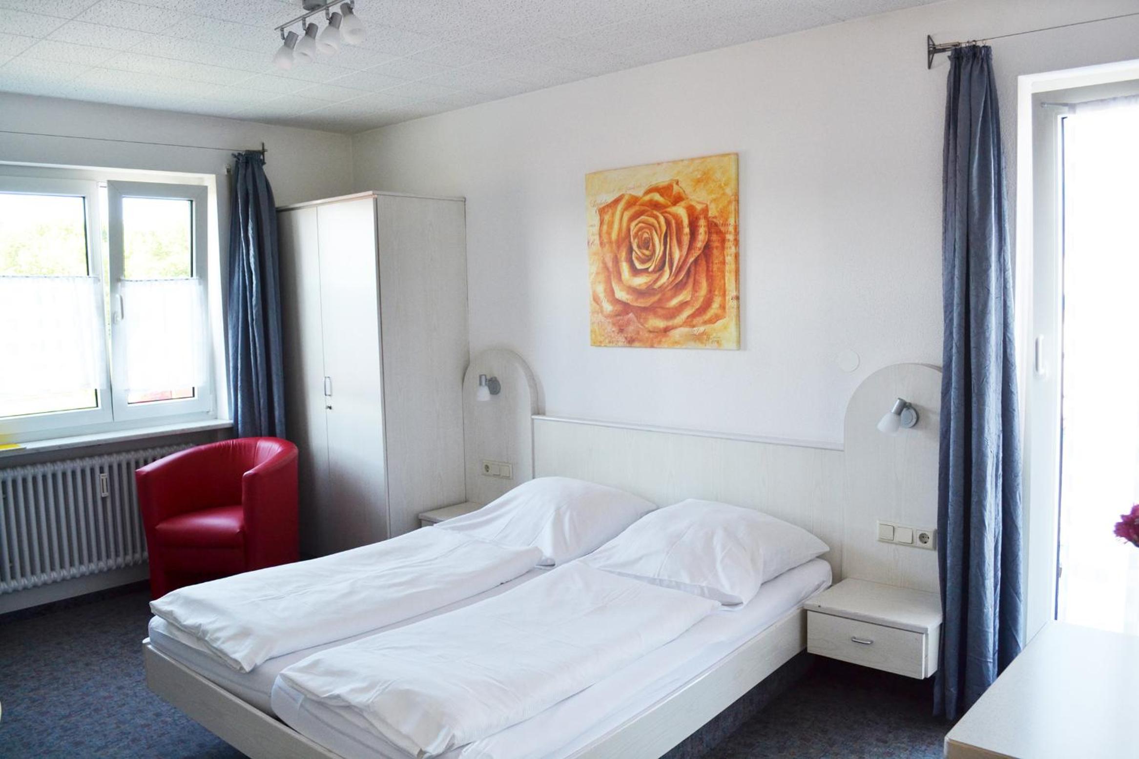Double Room - Photo 4