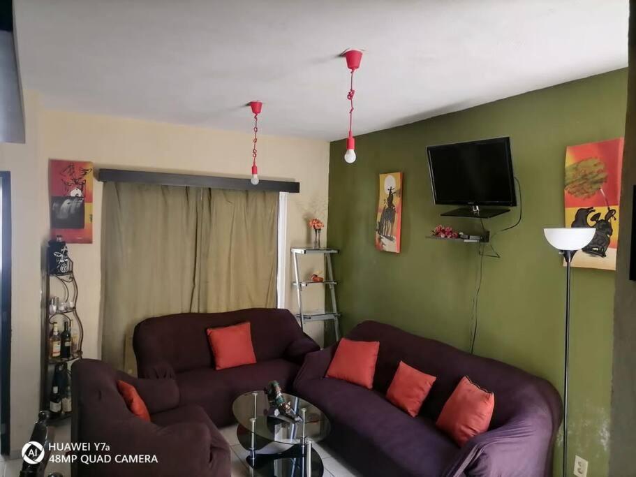 Three-Bedroom House photo 1