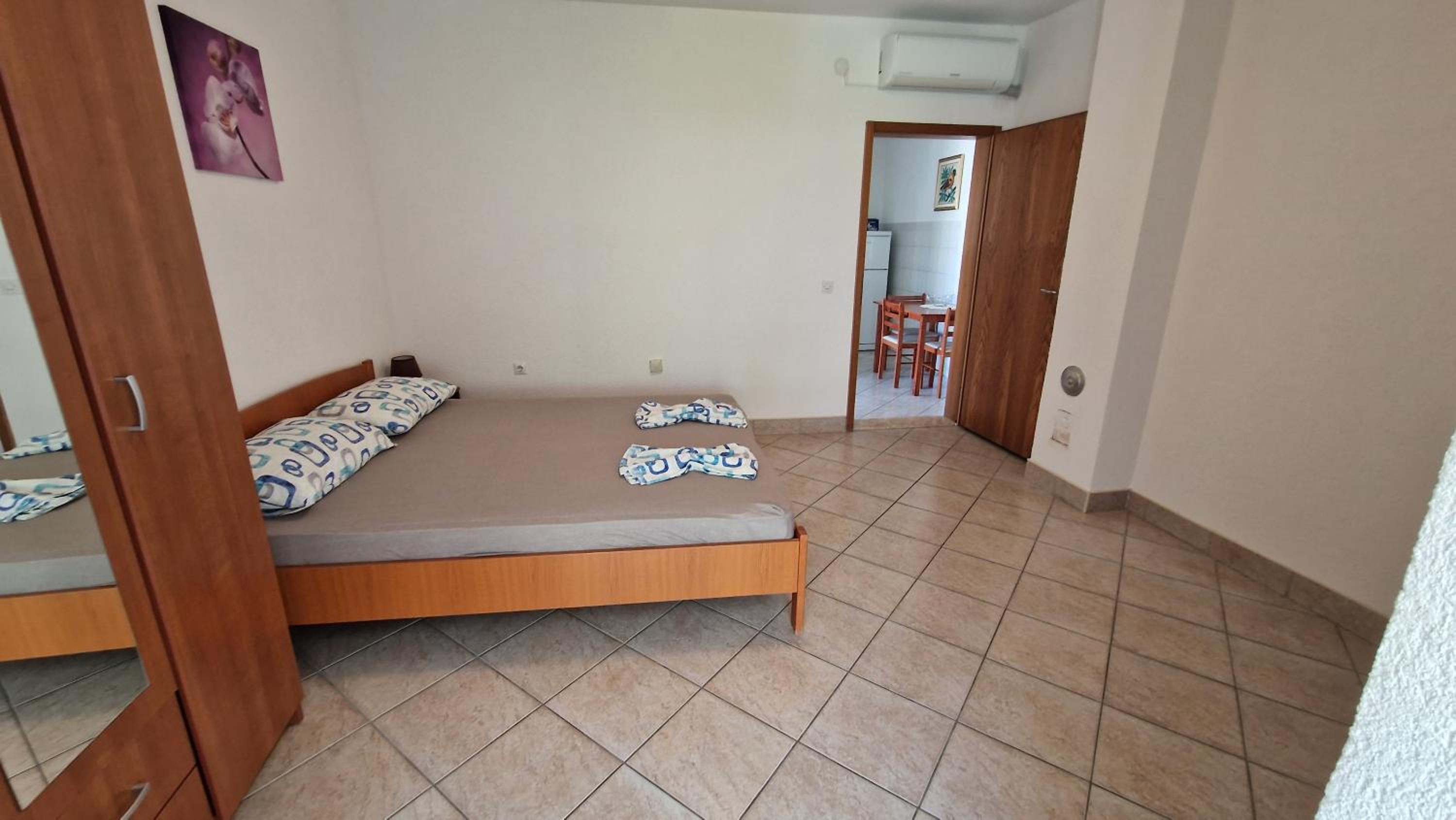 Apartment - Ground Floor photo 2