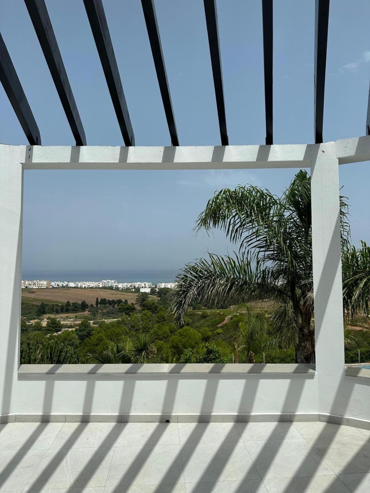 Villa photo 3