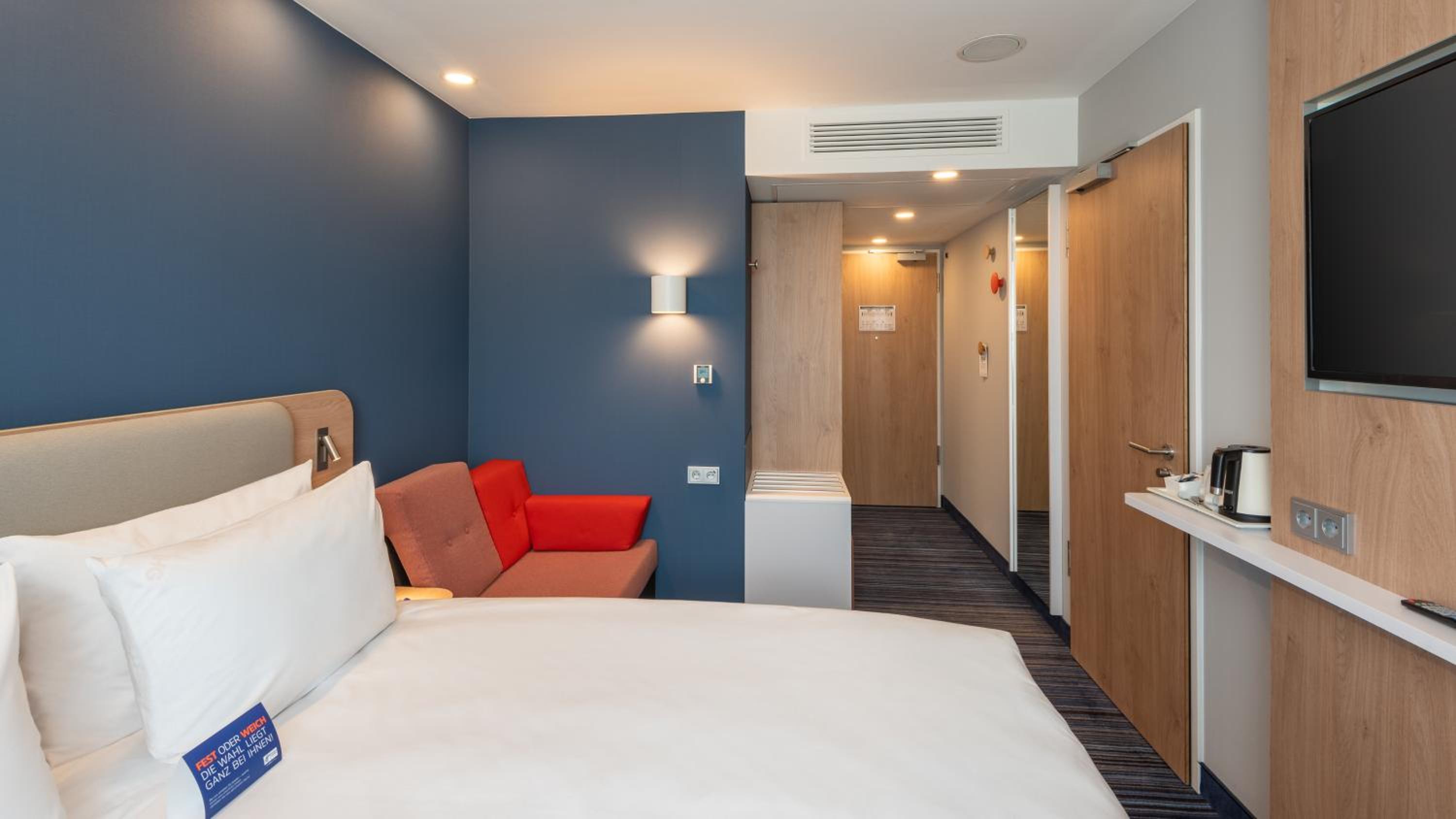Standard Room photo 2