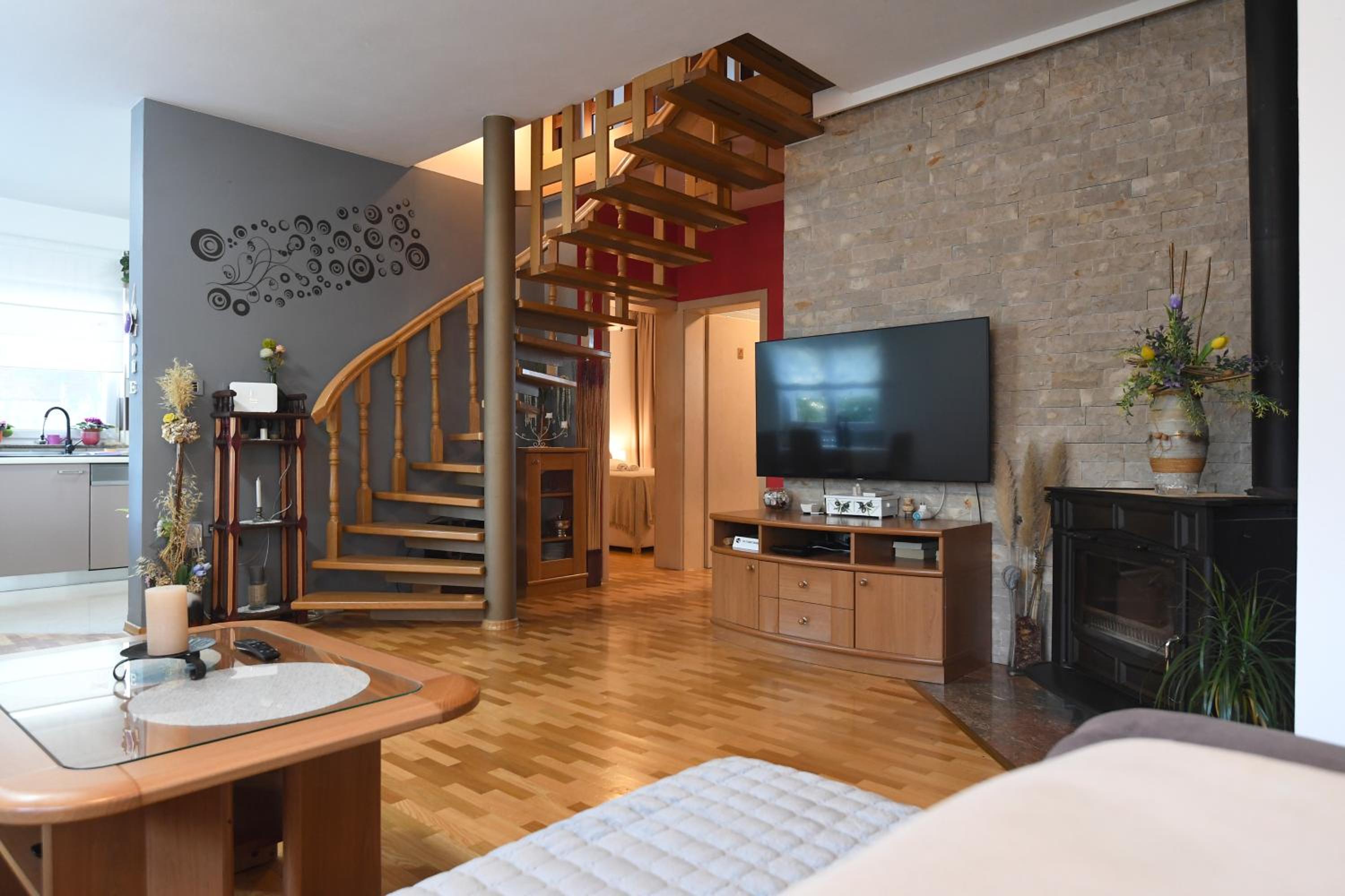 Villa photo 1