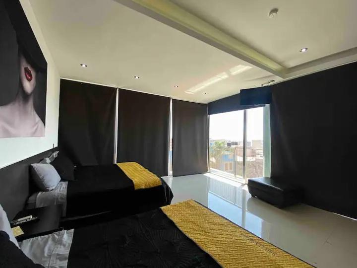 Family Room photo 2