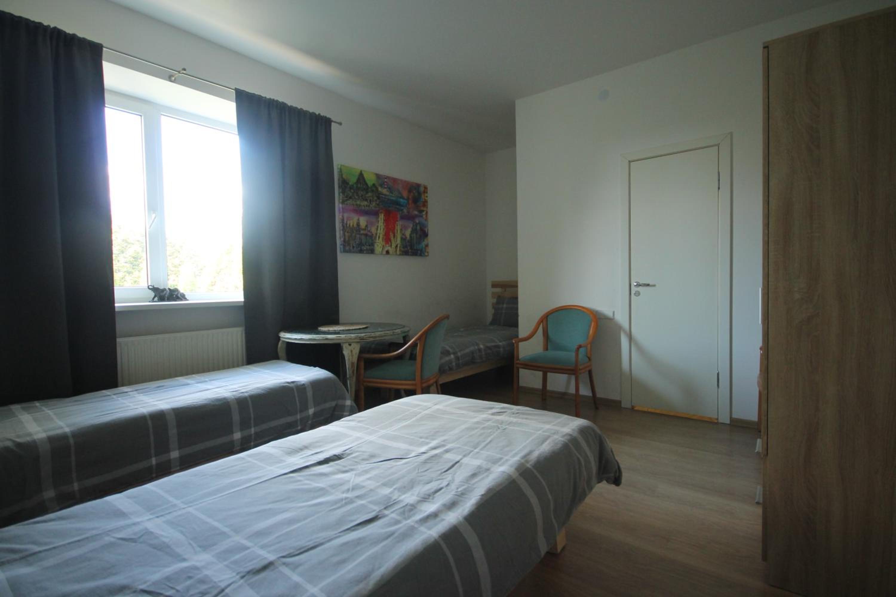 Triple Room with Shared Bathroom photo 2