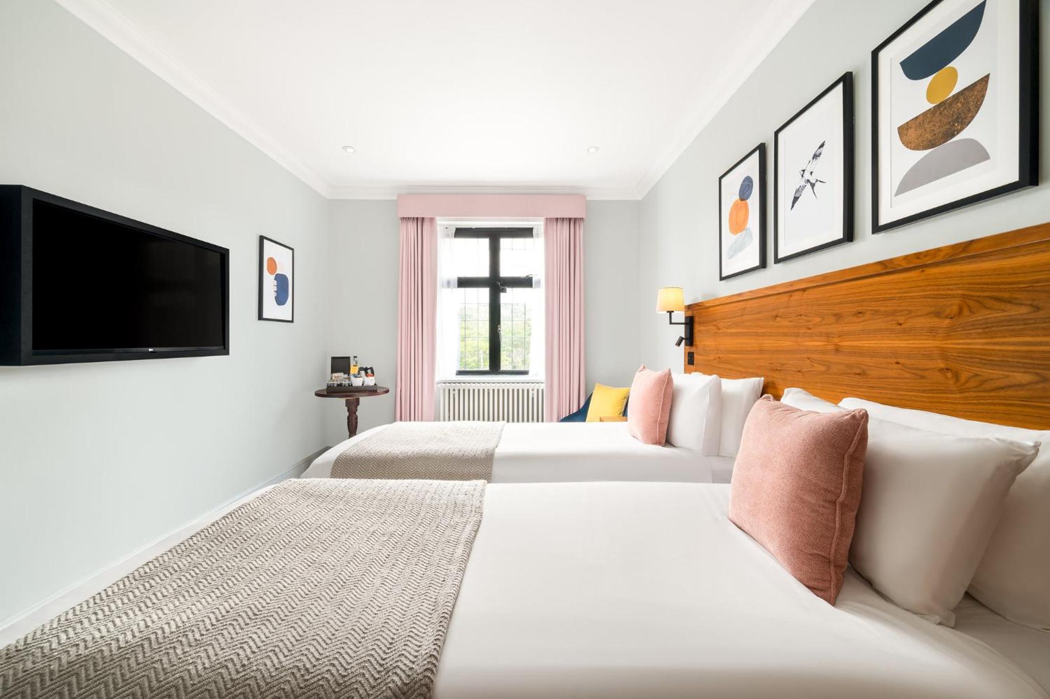 Standard Twin Room - Photo 1