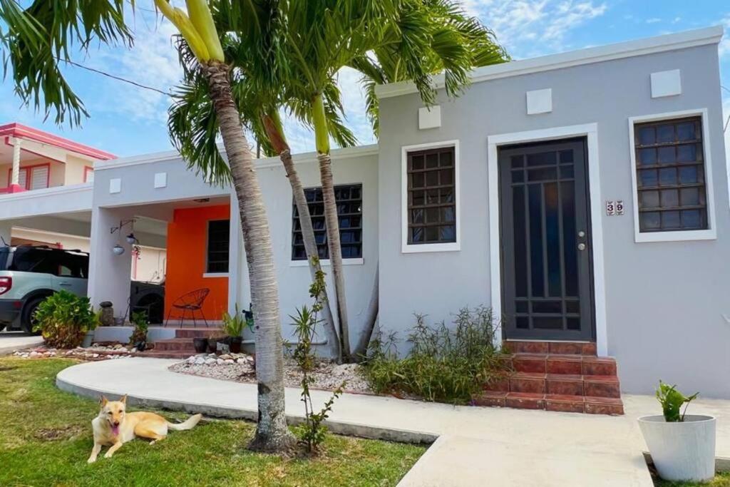 Three-Bedroom House photo 2