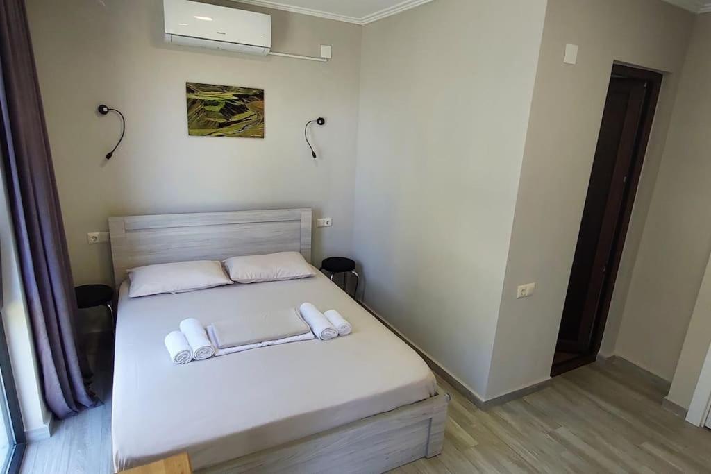 Villa photo 2