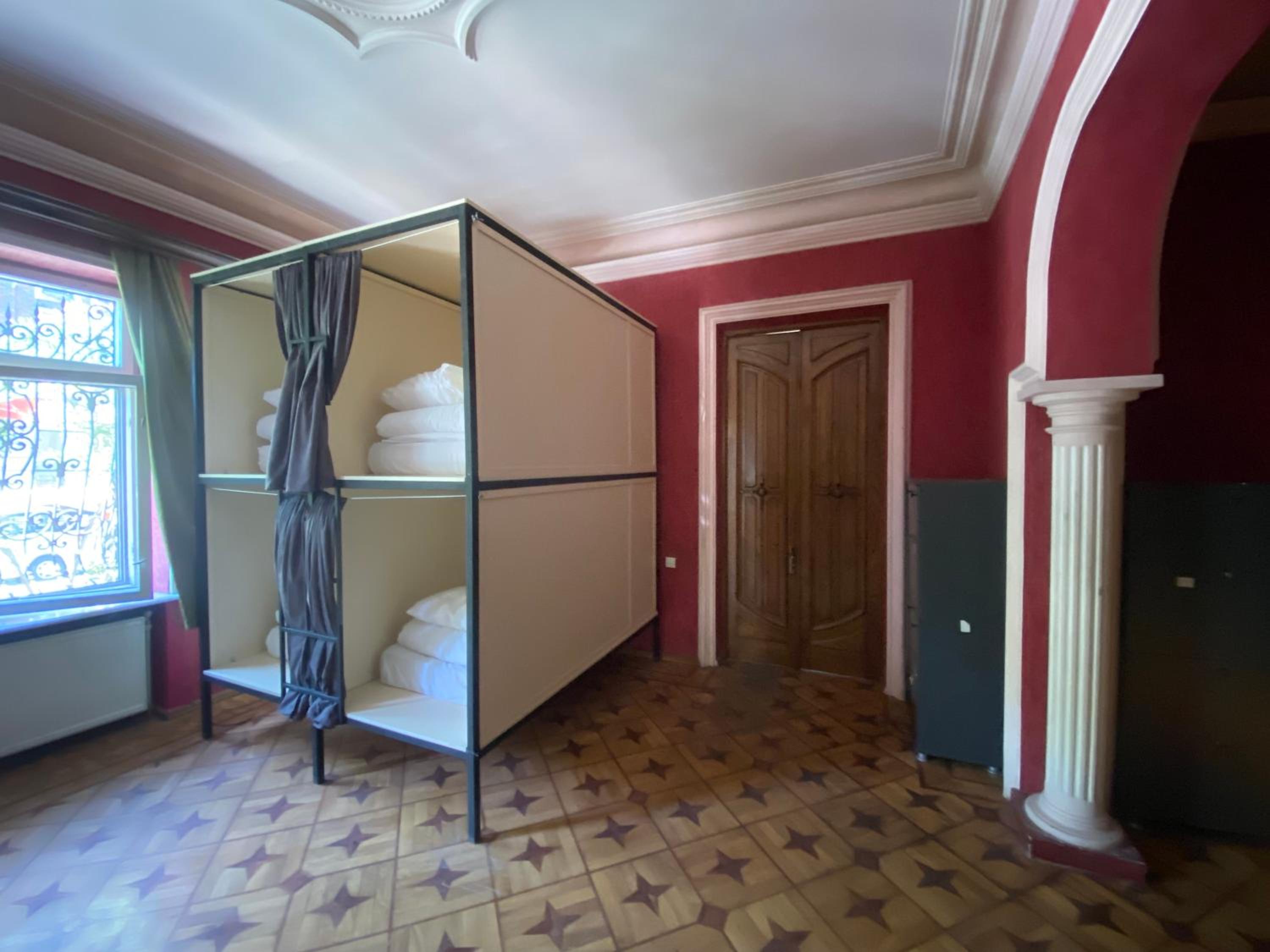 Single Bed in Mixed Dormitory Room photo 1