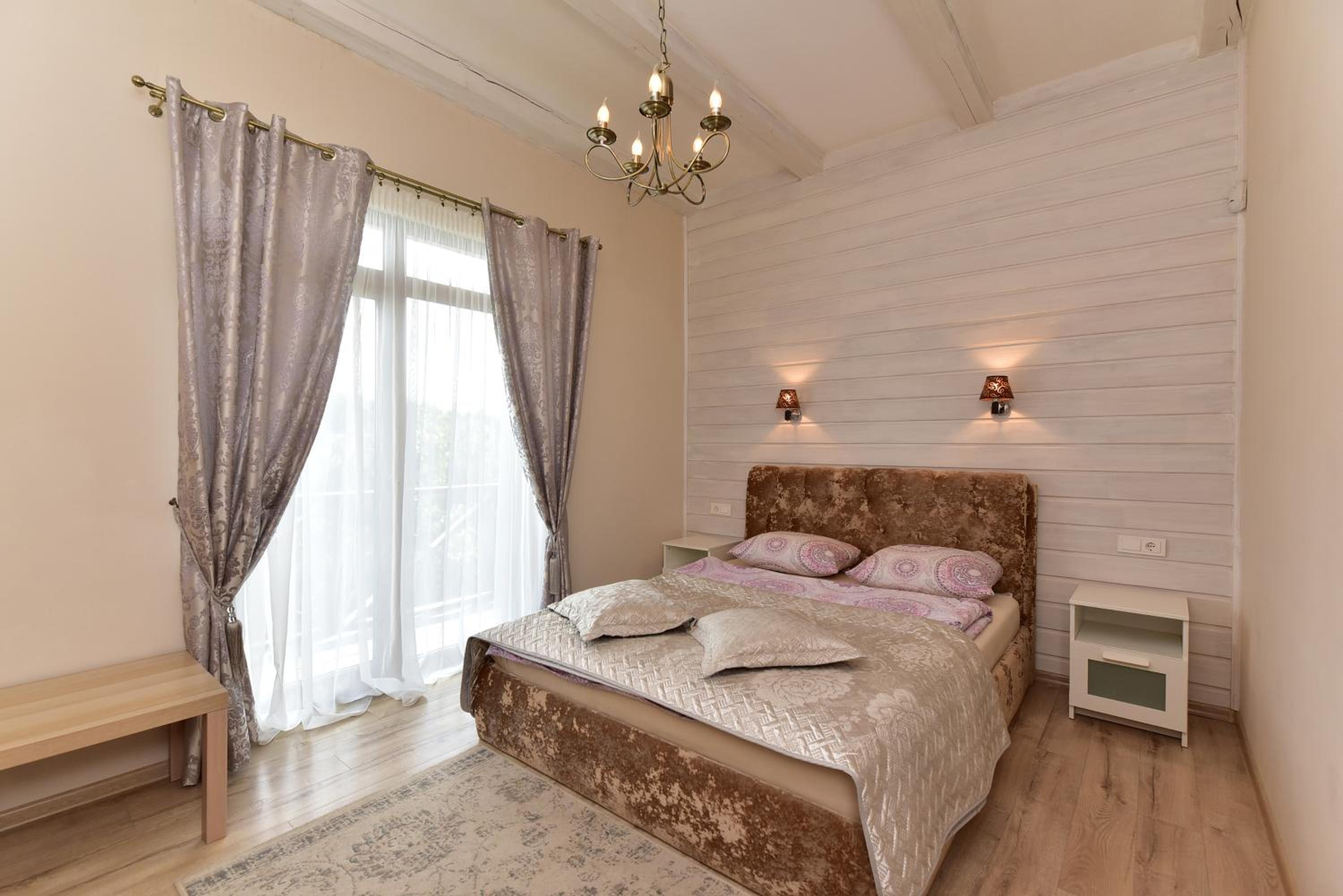 Apartment - Split Level - Photo 27