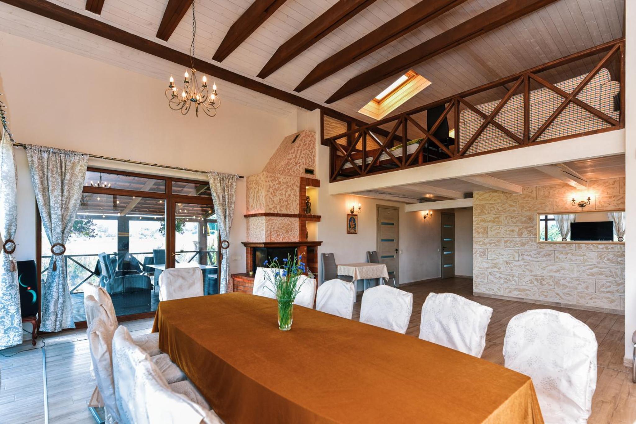 Apartment - Split Level - Photo 34