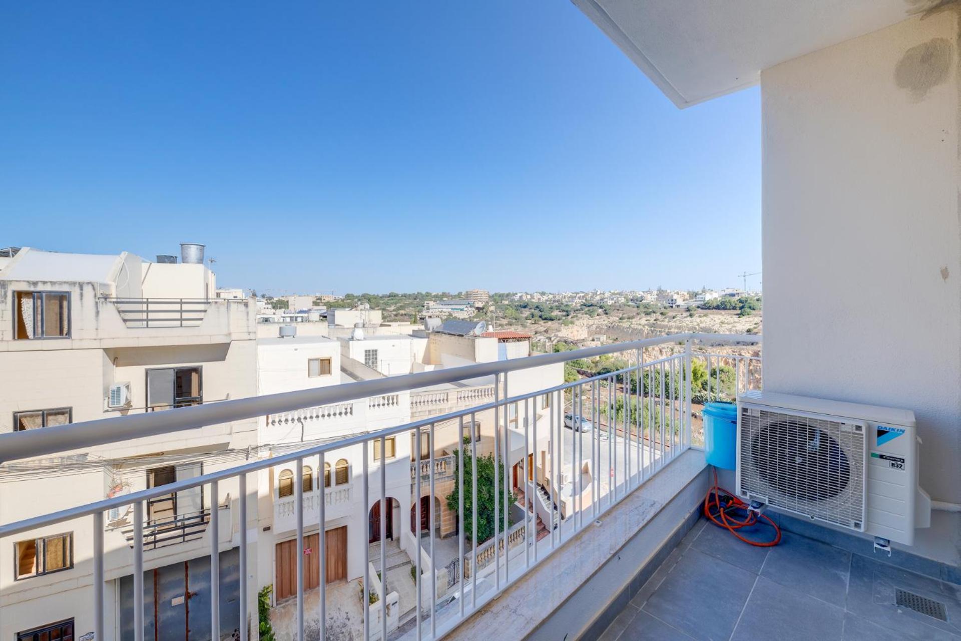 Apartment with Balcony photo 2