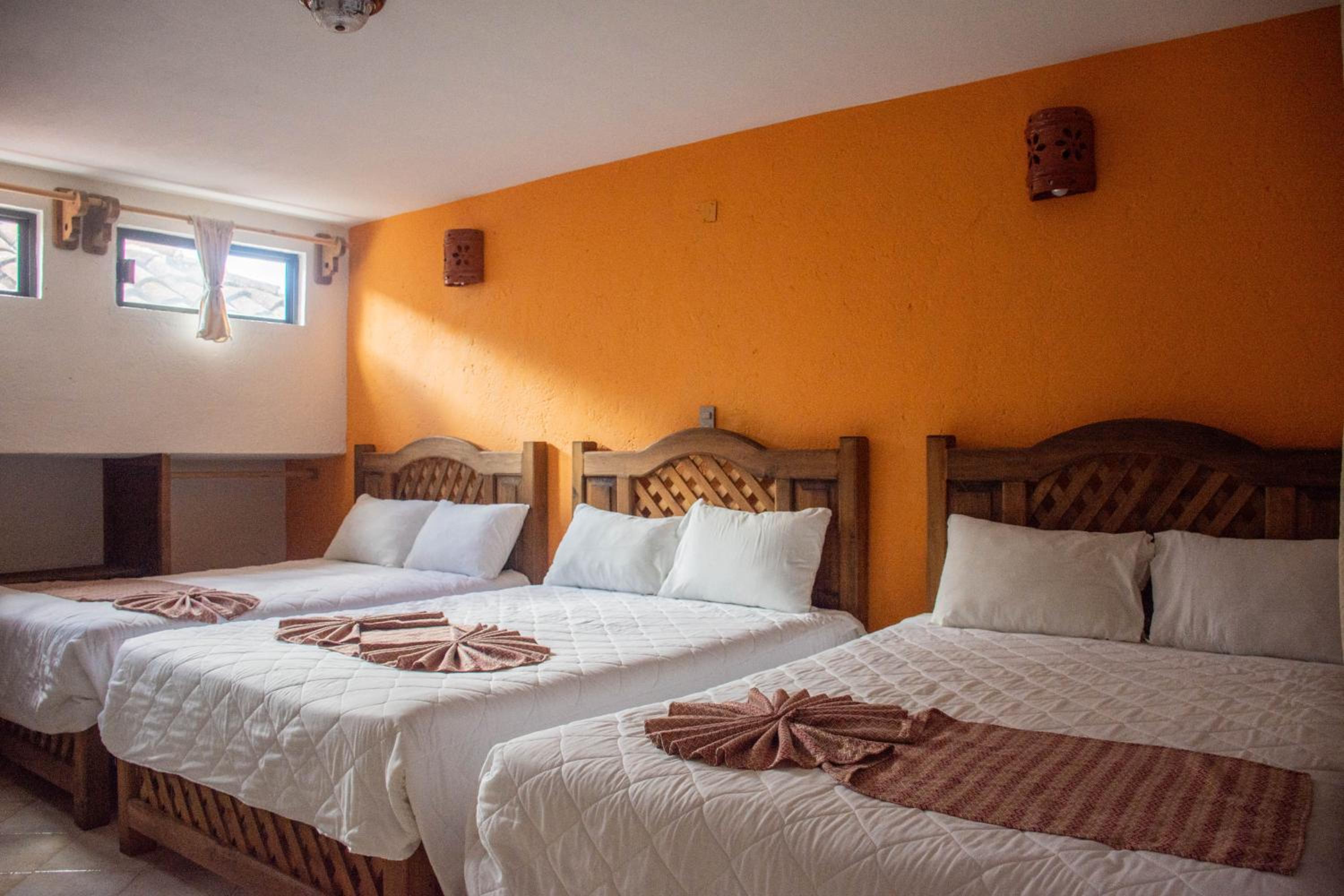 Comfort Triple Room