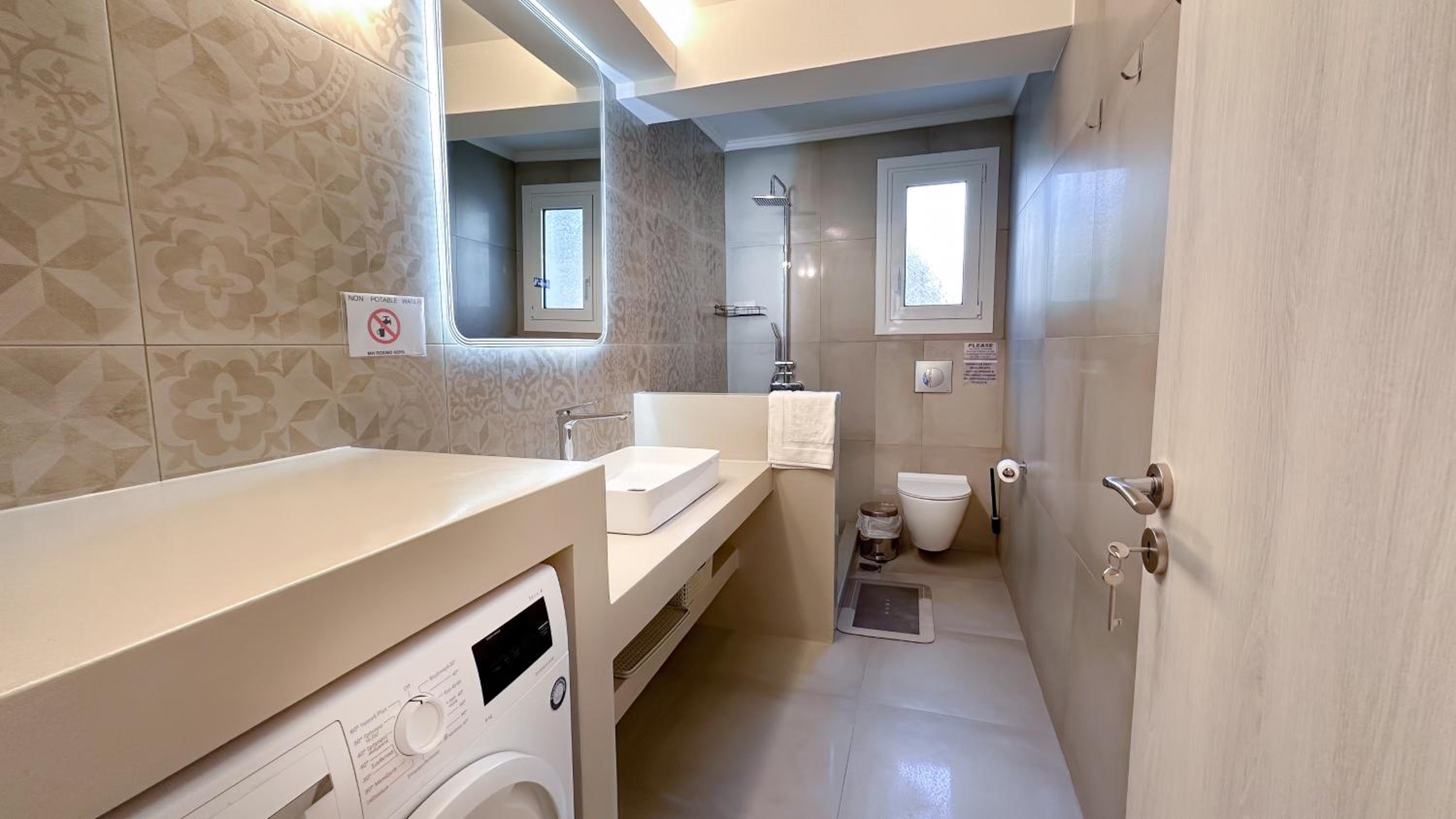 Three-Bedroom House photo 2