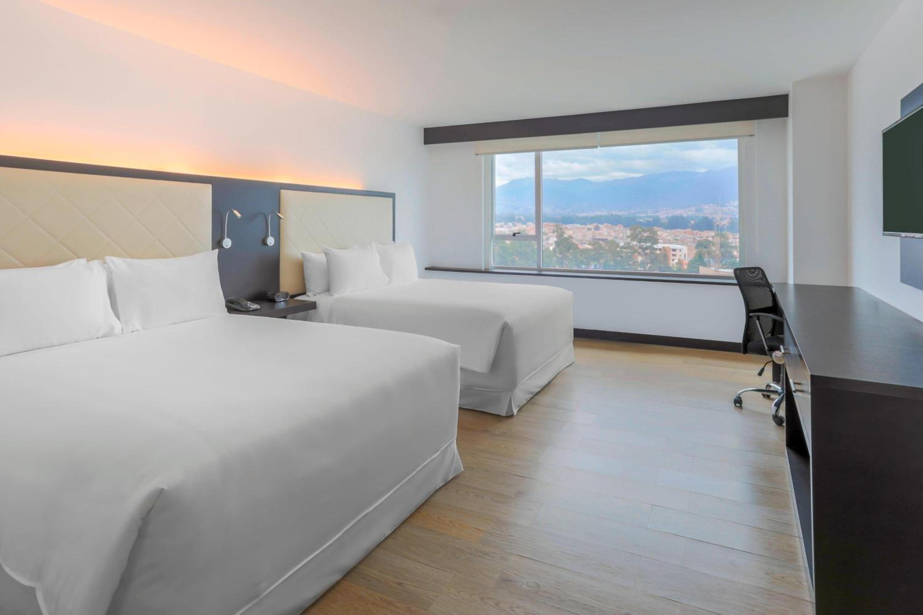 Double Room with Two Double Beds photo 3