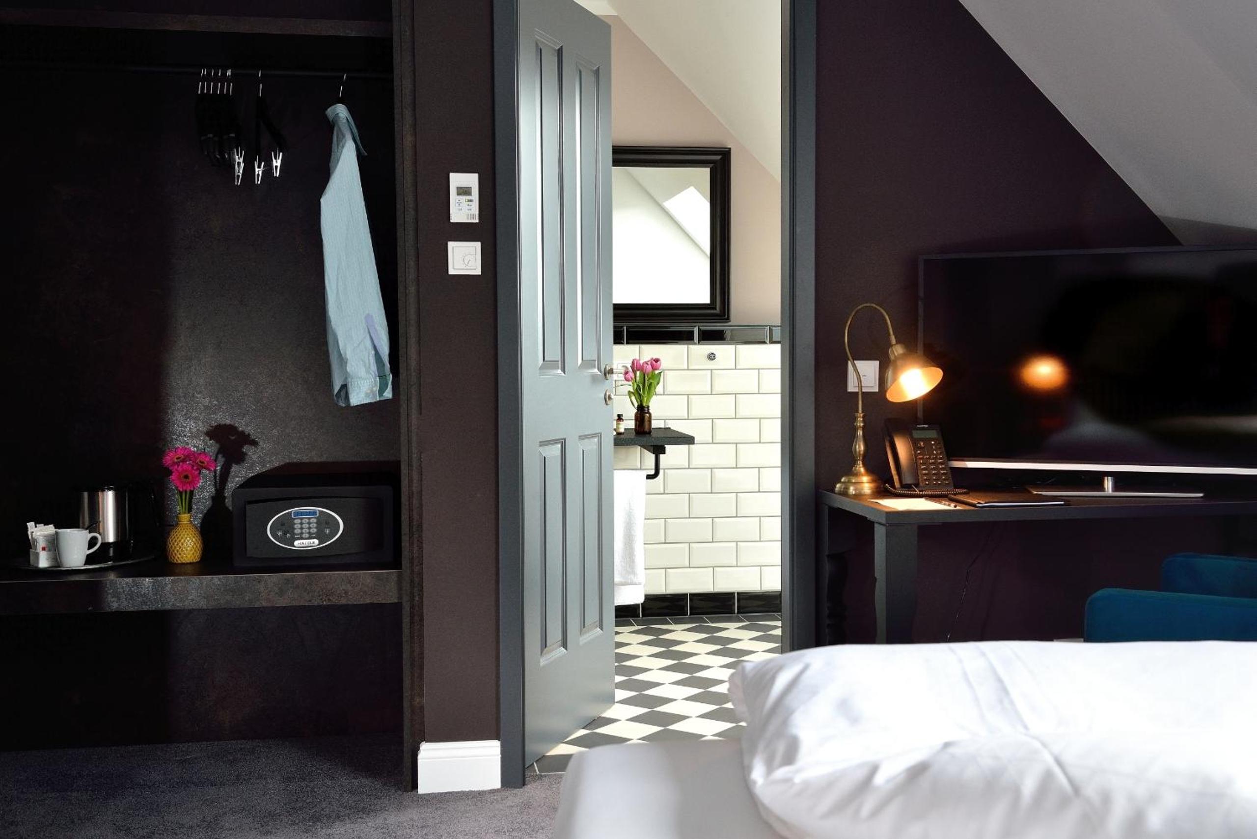 Basic Single Room