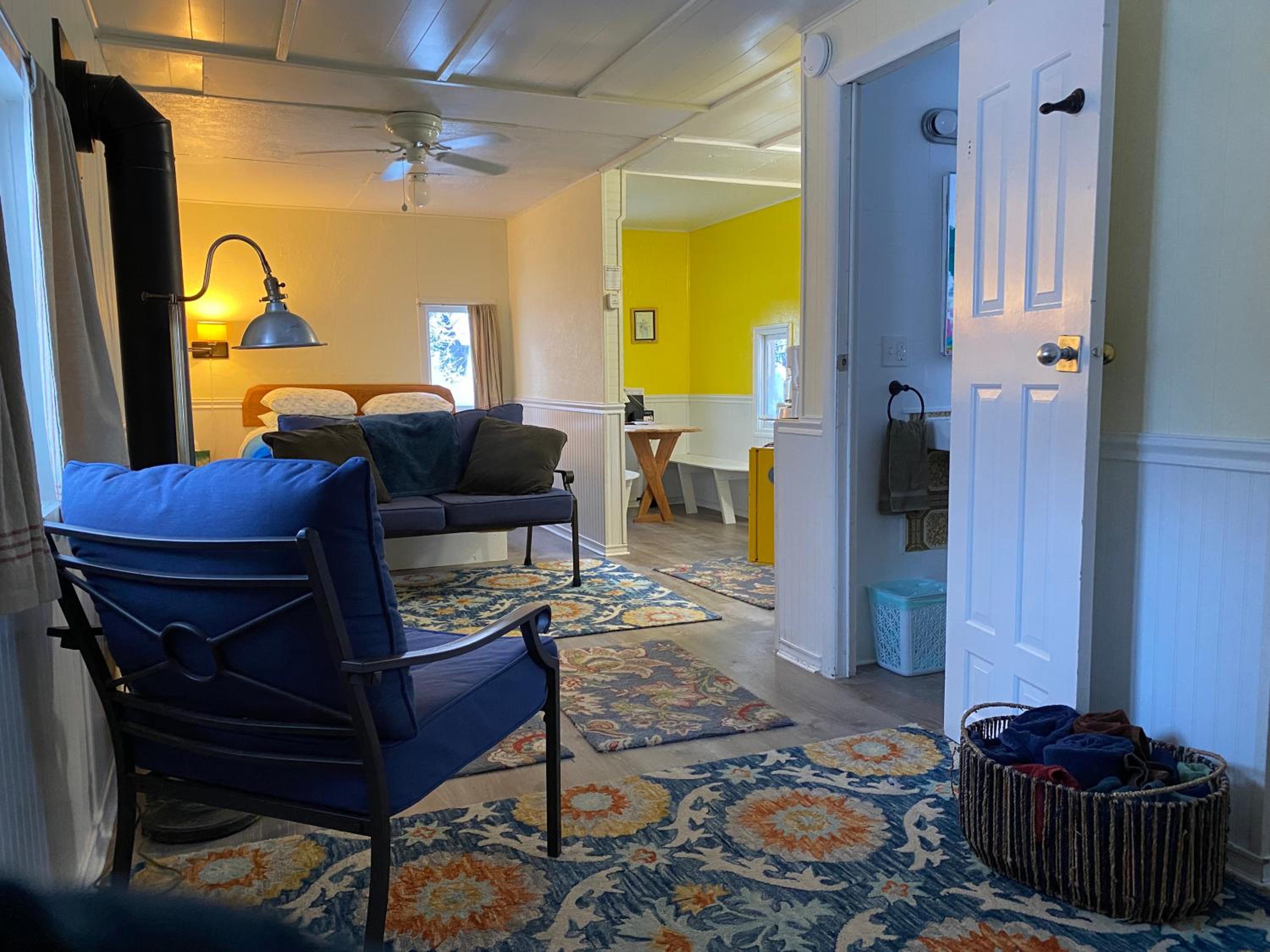 One-Bedroom House photo 1
