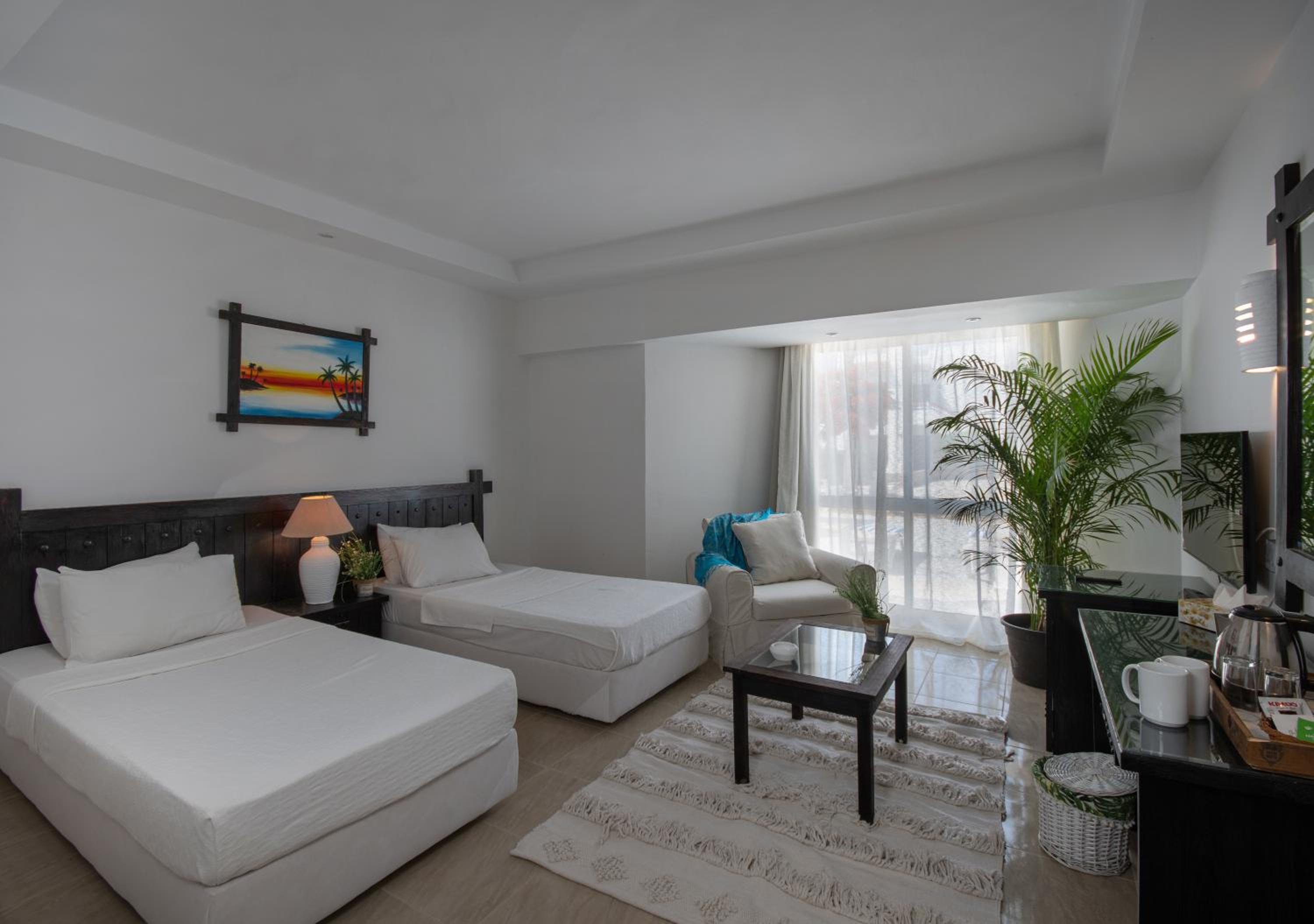 Double or Twin Room with Garden View photo 3