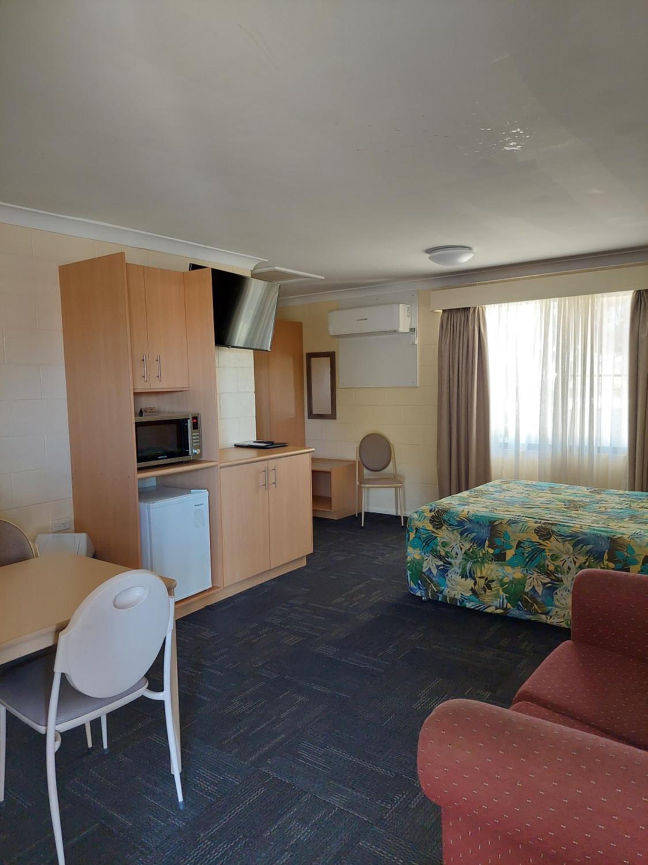 Two-Bedroom Suite photo 2