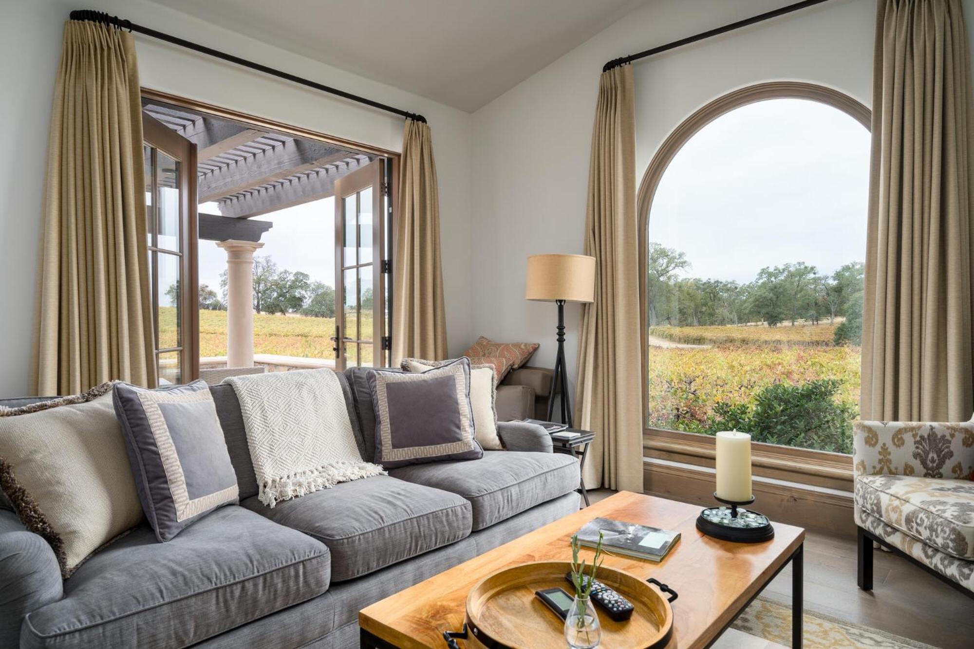 King Room with Garden View photo 3