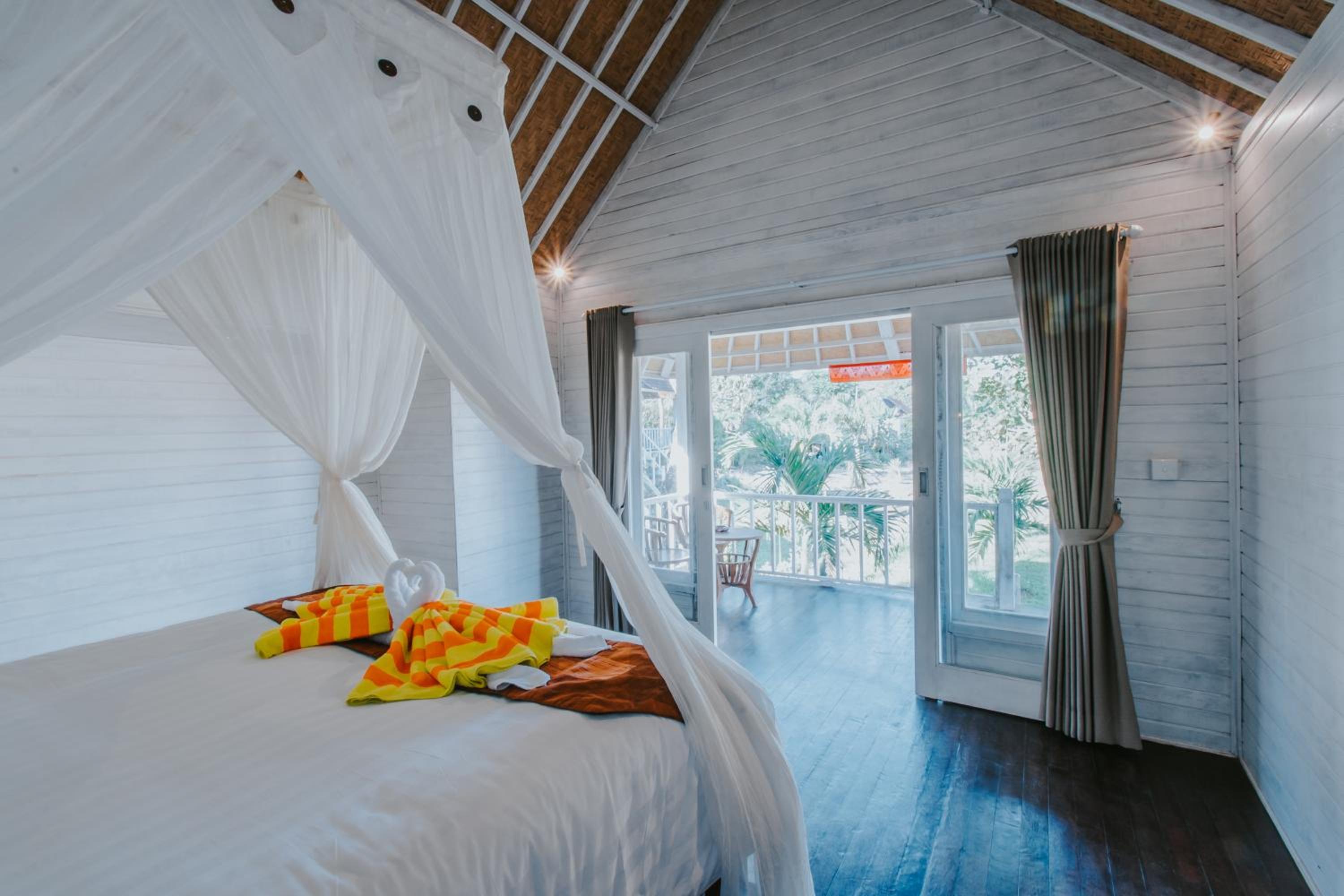 Double Room with Patio photo 1