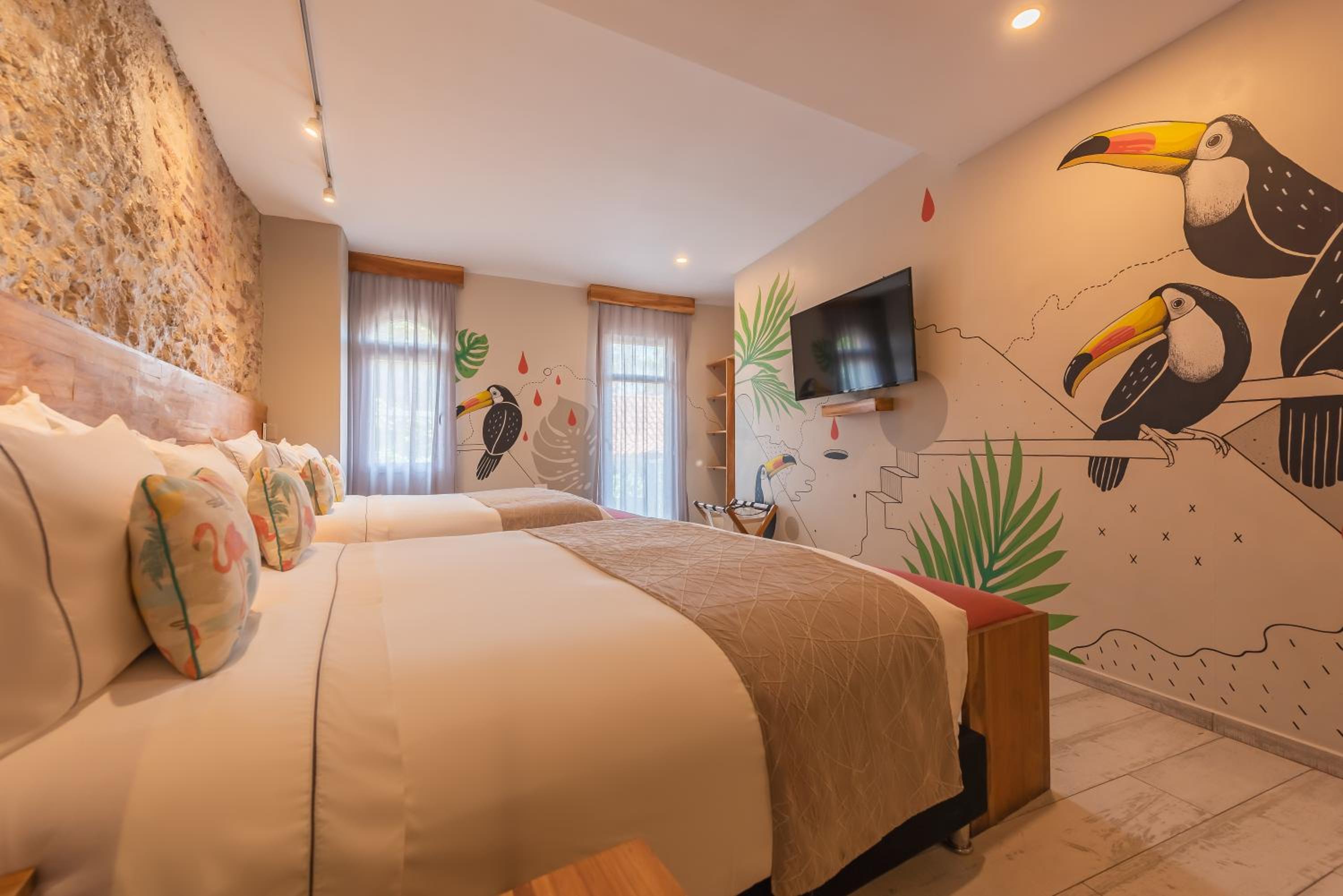 Deluxe Queen Room with Two Queen Beds photo 3