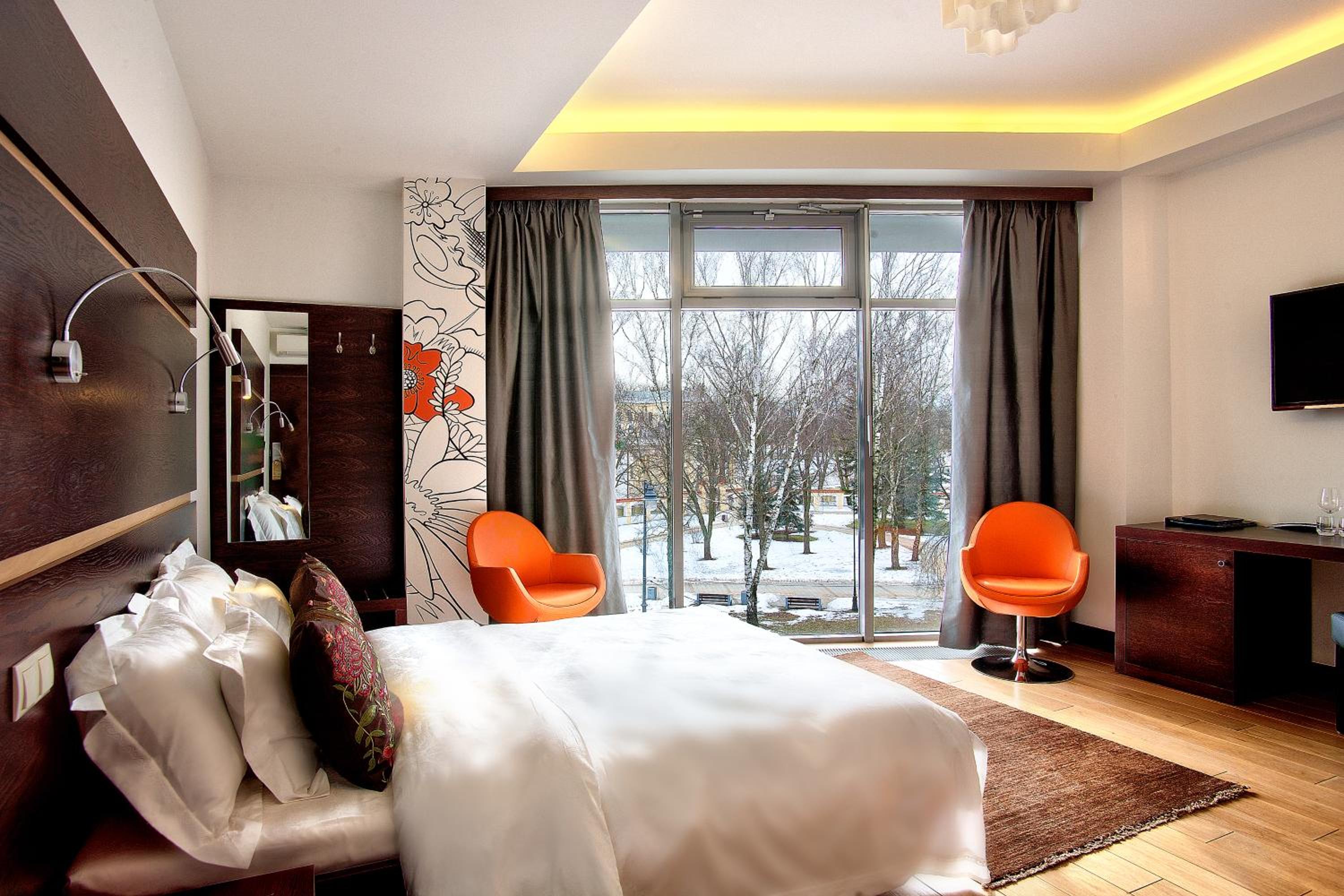 Standard Double or Twin Room - Photo 1