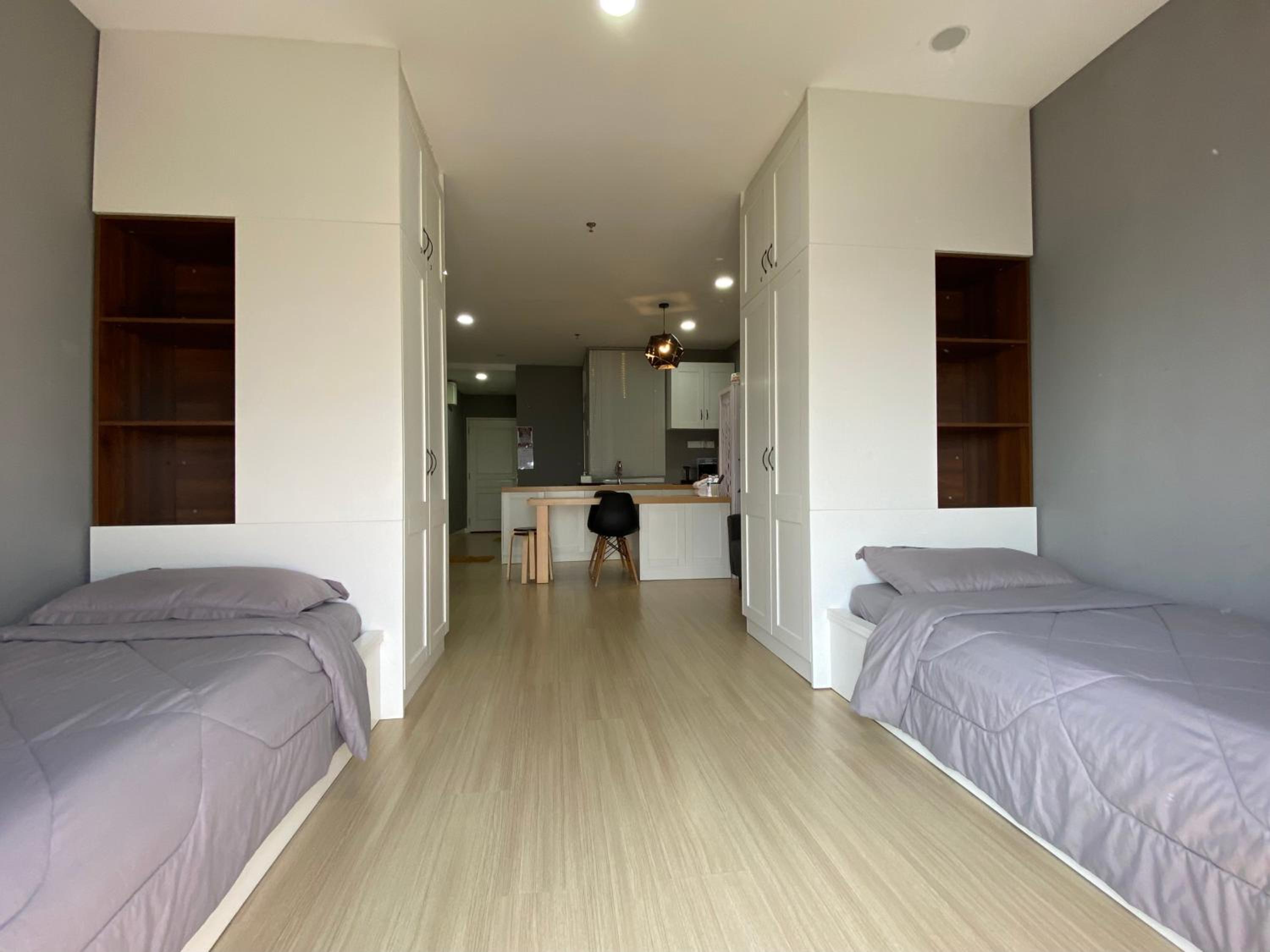 One-Bedroom Apartment photo 3