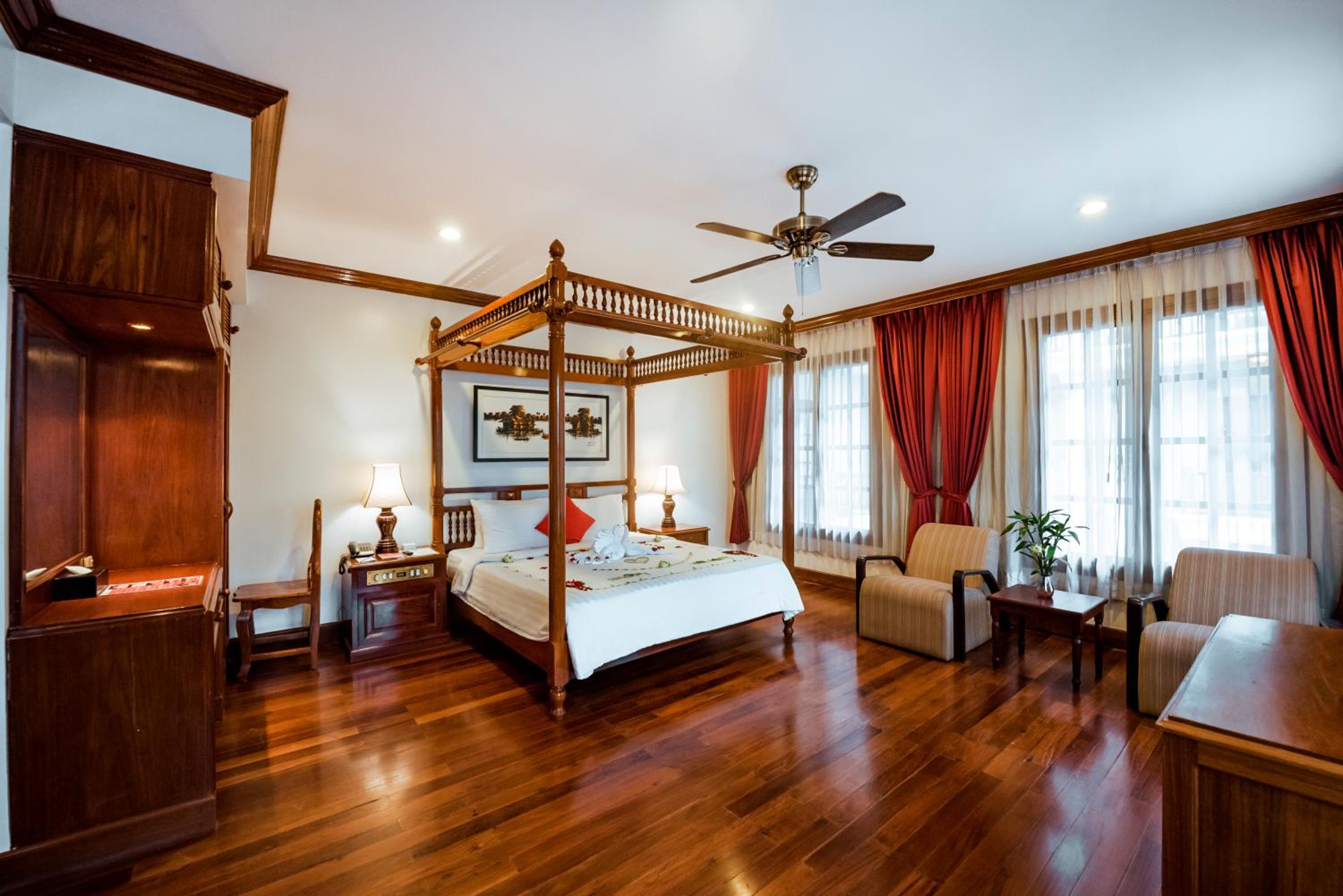 Royal Crown Suite — the supplier's photographs — photo 5