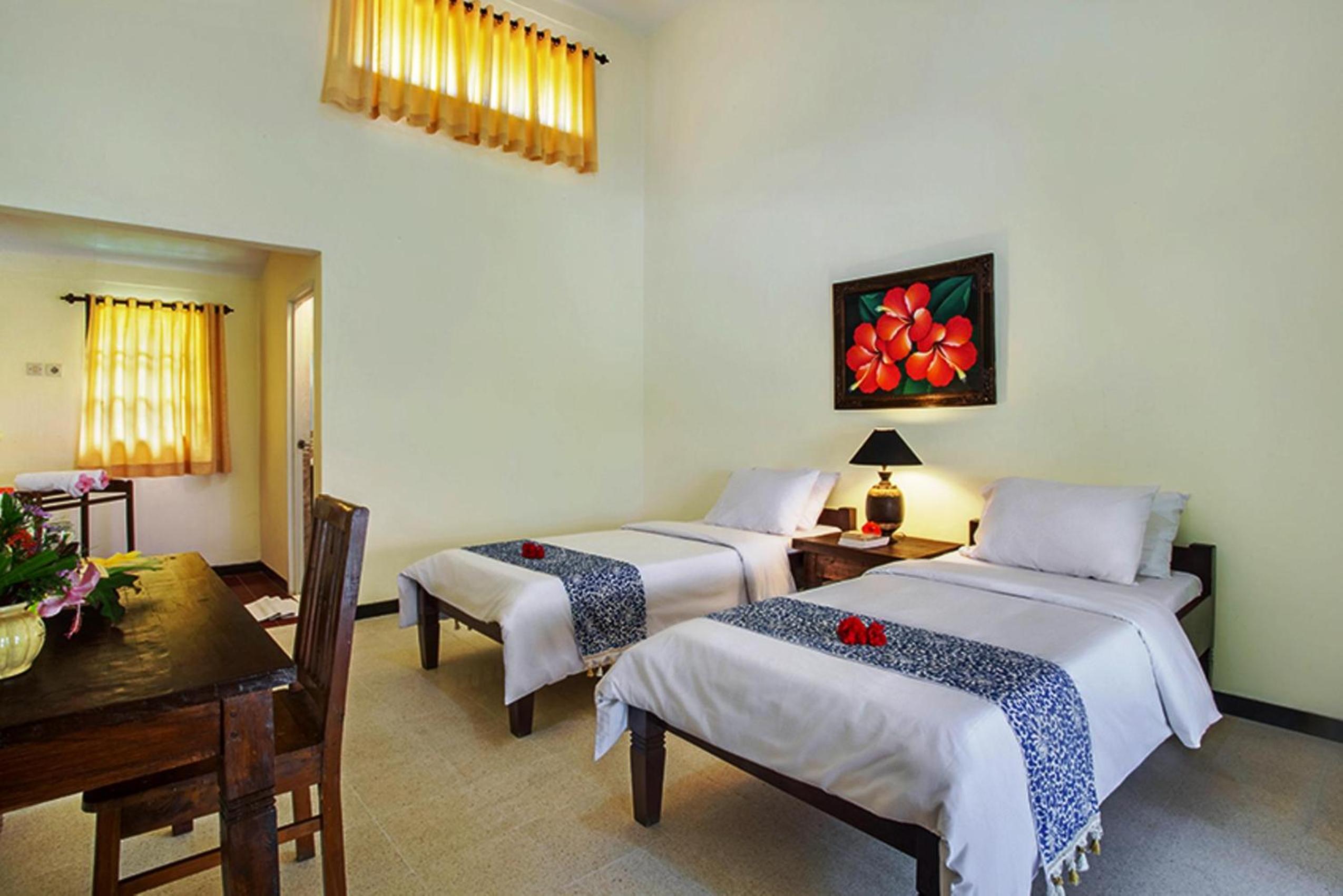 Standard Twin Room with Garden View - Photo 1