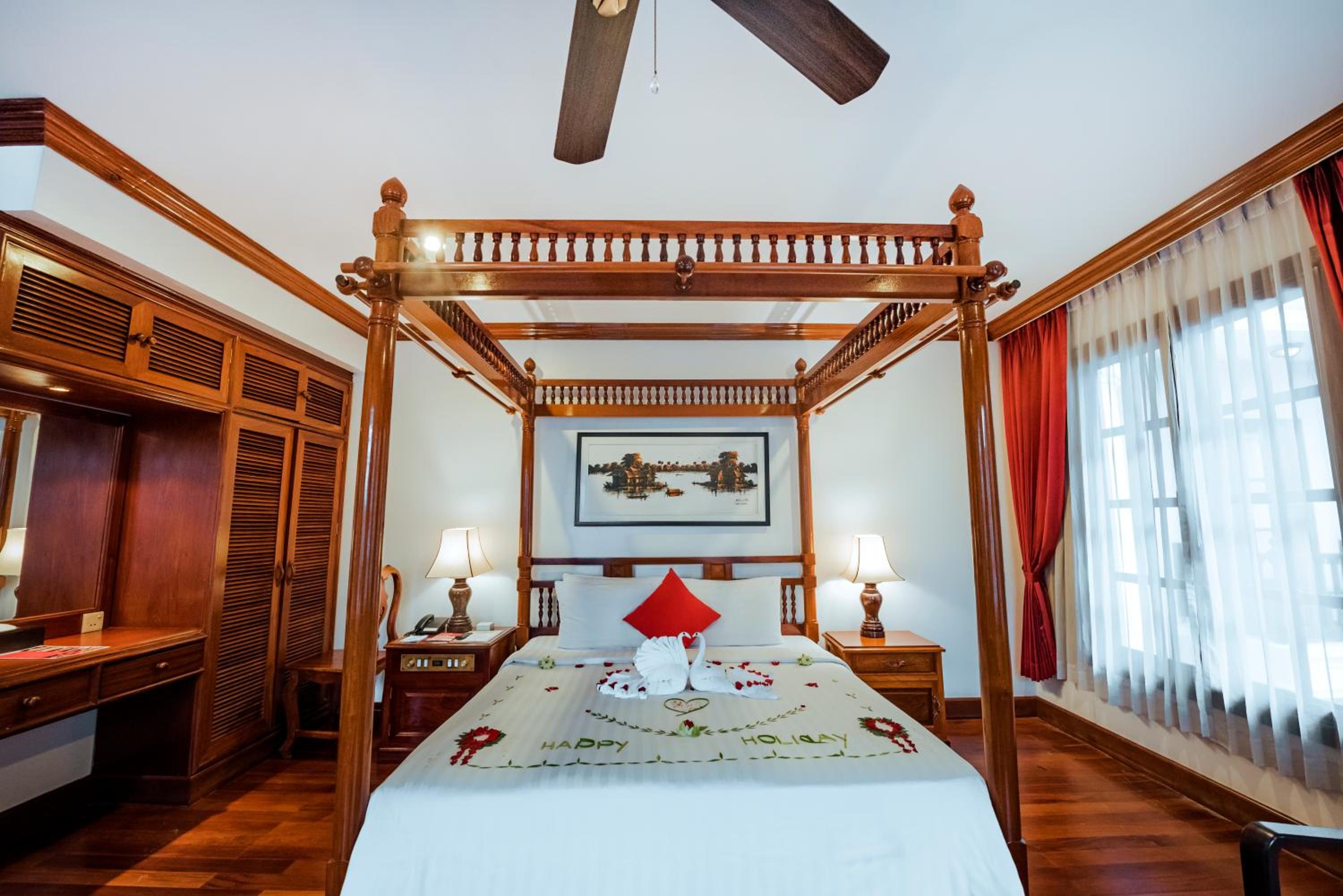 Royal Crown Suite — the supplier's photographs — photo 4