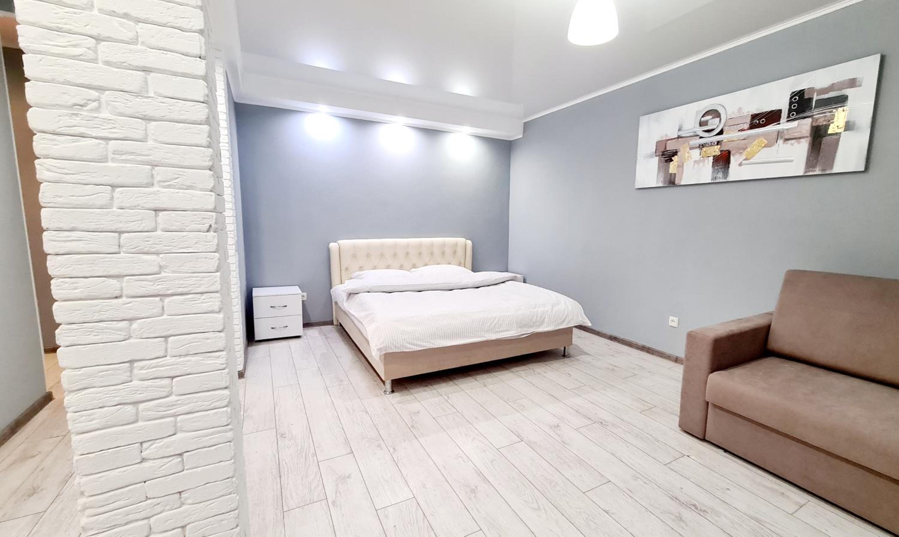 Studio Apartment photo 1