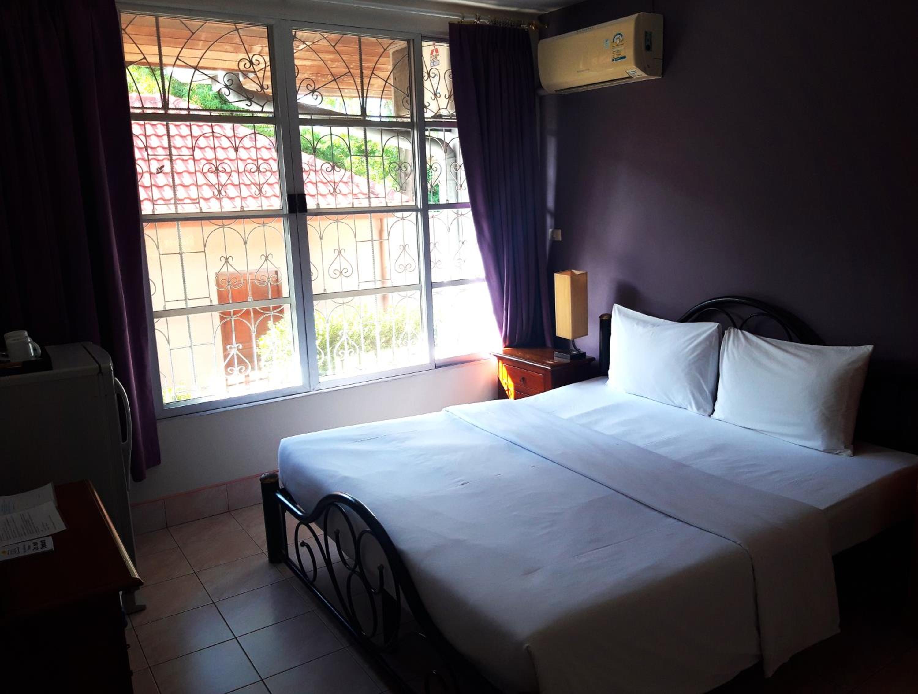 Economy Double Room photo 1