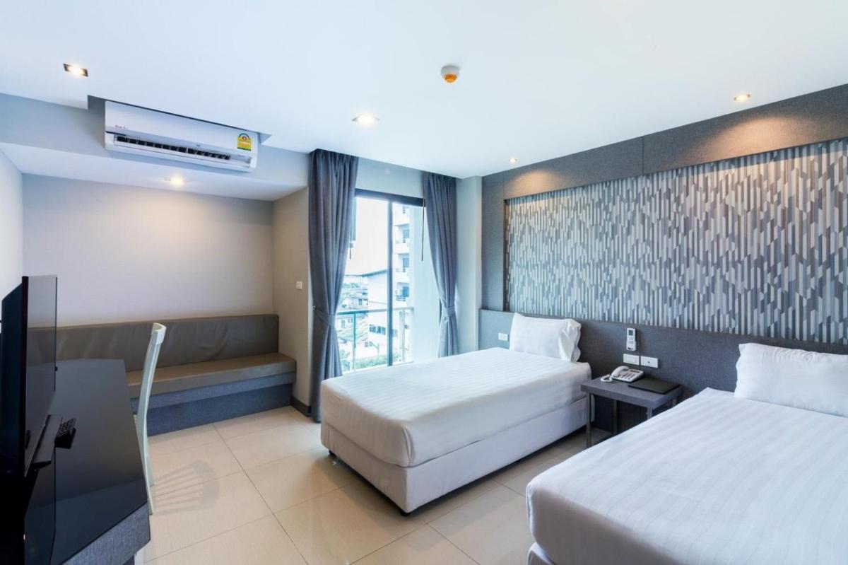 Deluxe Twin Room photo 2