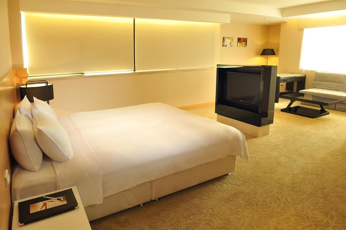 Deluxe Double Room with Bath