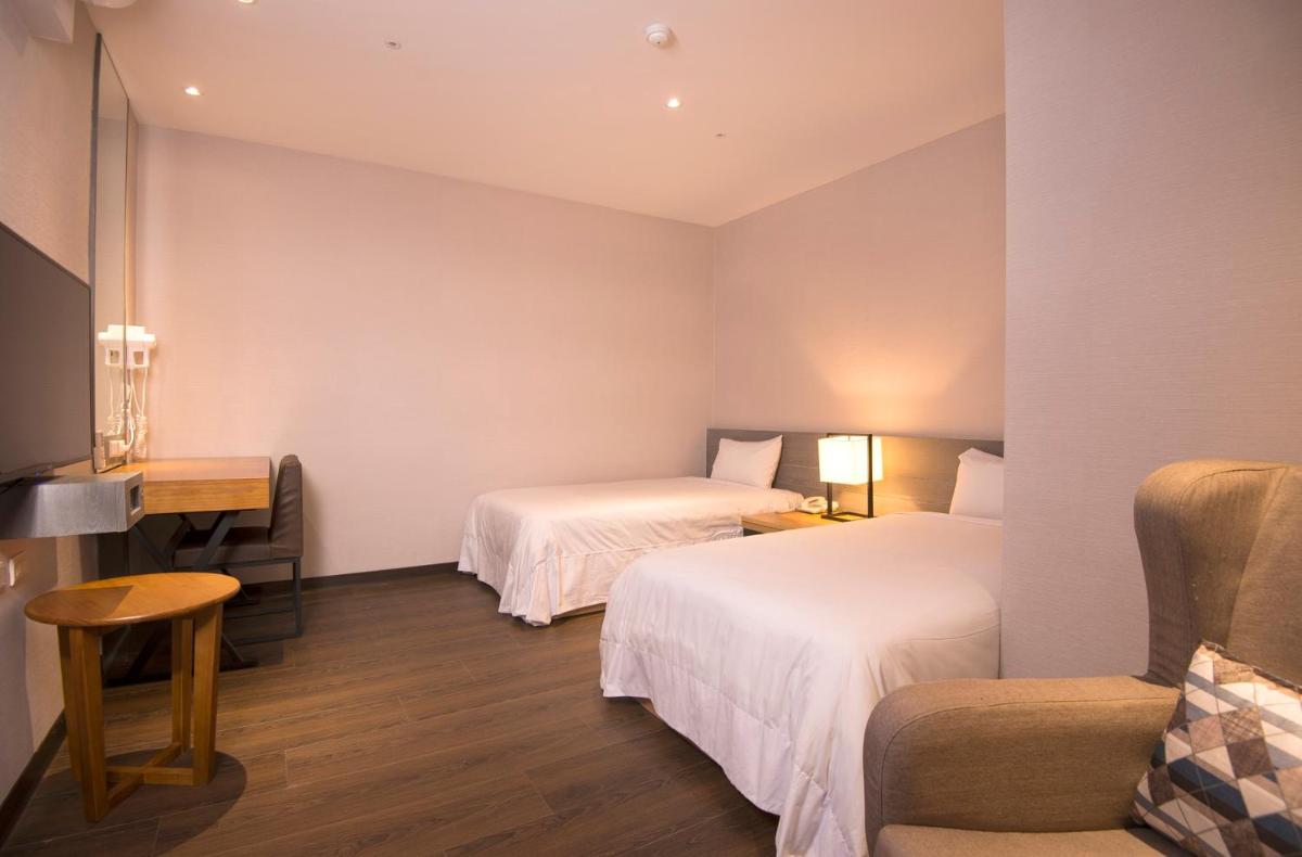 Standard Twin Room